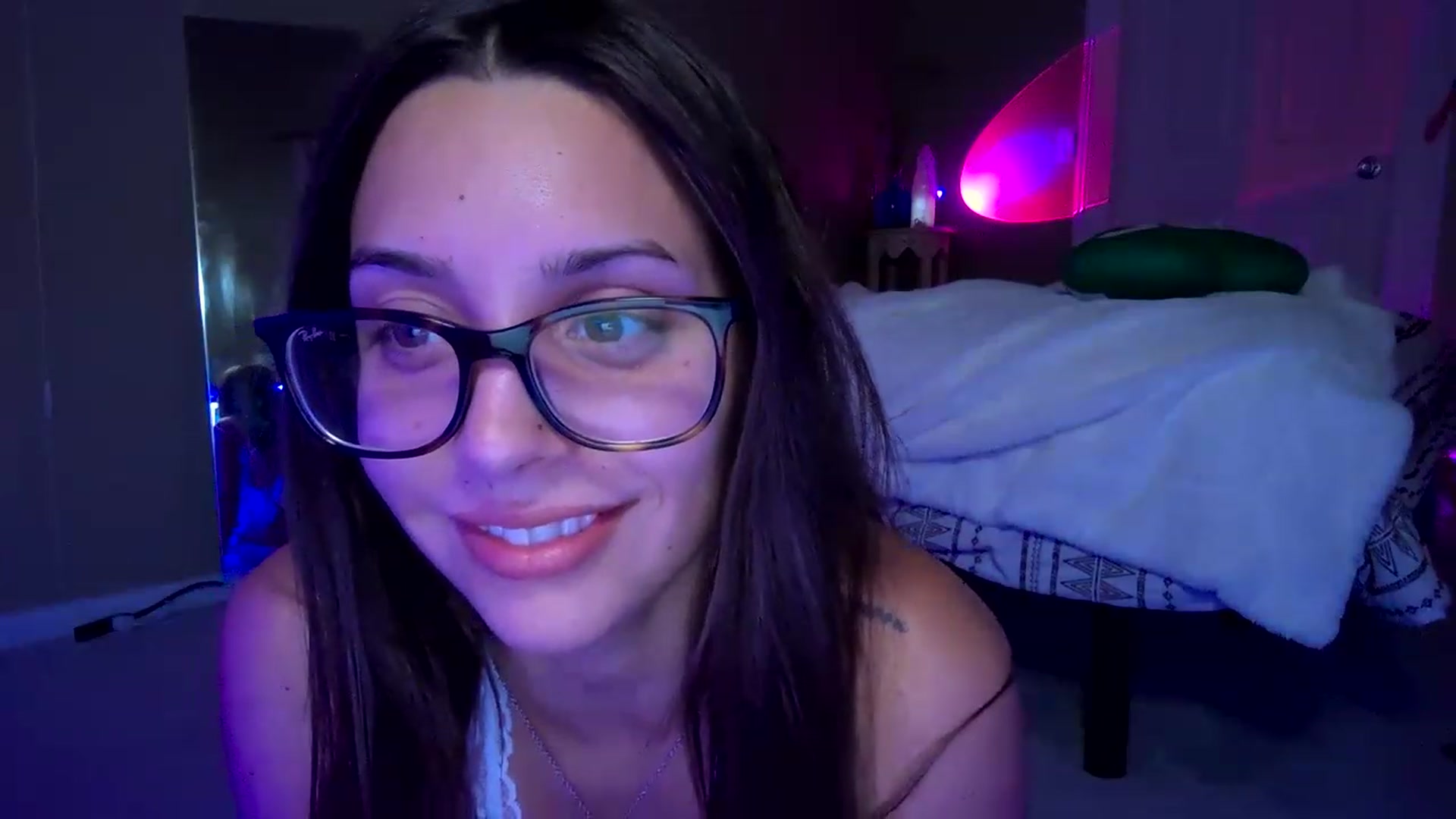 Gallery image thumbnail from BrittaniJade_'s myfreecams stream on, 05/21/2023, 05:36 image 19 of 20