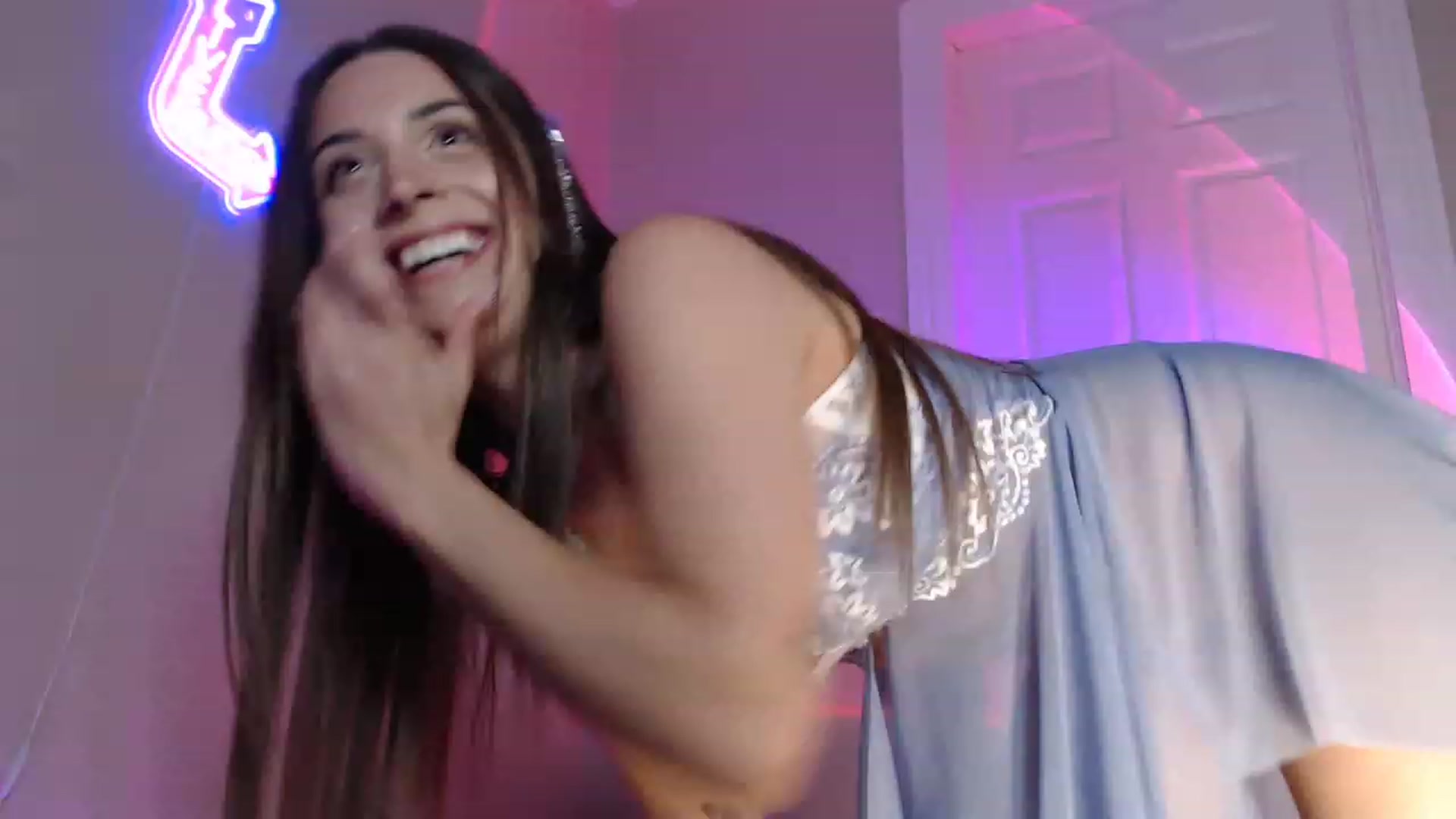 Gallery image thumbnail from BrittaniJade_'s myfreecams stream on, 06/01/2023, 10:15 image 8 of 20