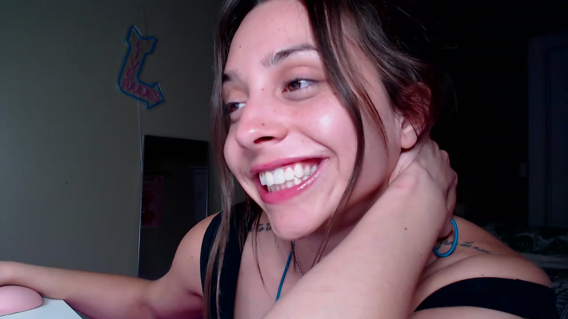 Gallery image thumbnail from BrittaniJade_'s myfreecams stream on, 06/17/2023, 07:28 image 17 of 20