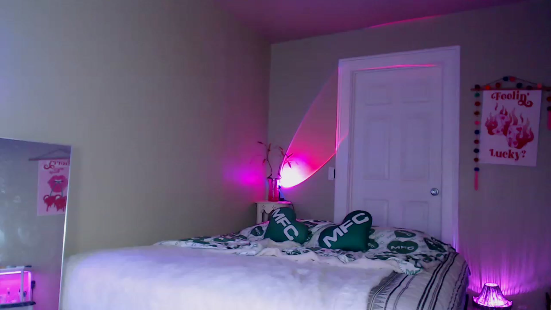 Gallery image thumbnail from BrittaniJade_'s myfreecams stream on, 06/18/2023, 05:24 image 13 of 20