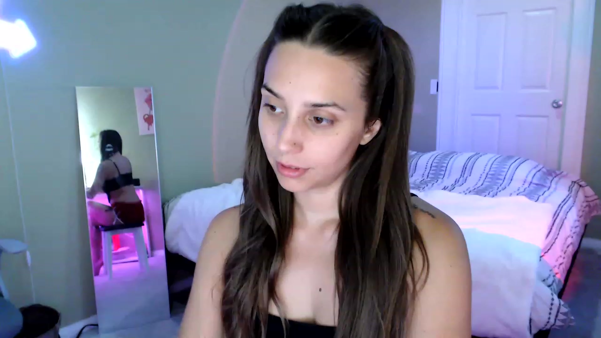 Gallery image thumbnail from BrittaniJade_'s myfreecams stream on, 07/14/2023, 24:28 image 14 of 20