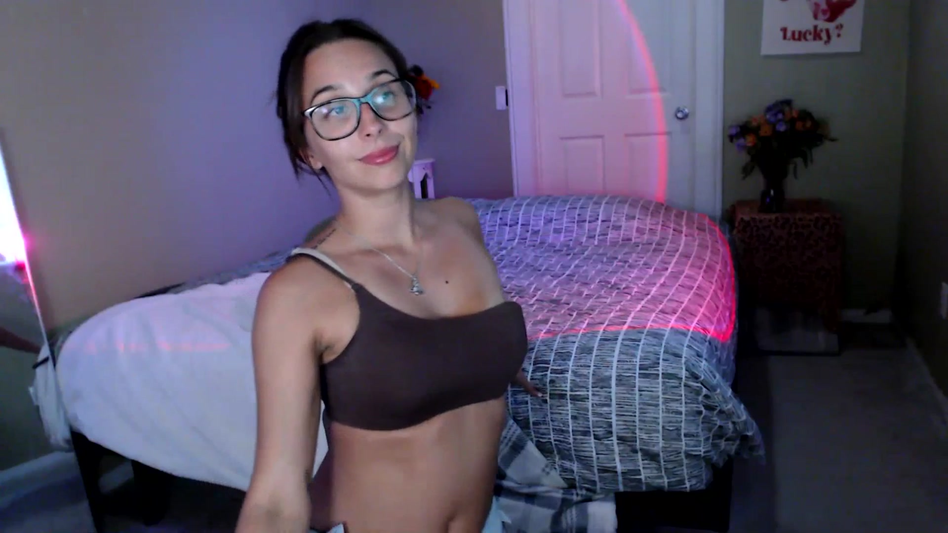 Gallery image thumbnail from BrittaniJade_'s myfreecams stream on, 07/20/2023, 02:23 image 4 of 20