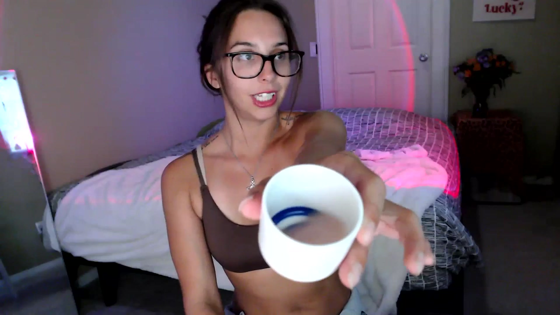 Gallery image thumbnail from BrittaniJade_'s myfreecams stream on, 07/20/2023, 02:23 image 18 of 20