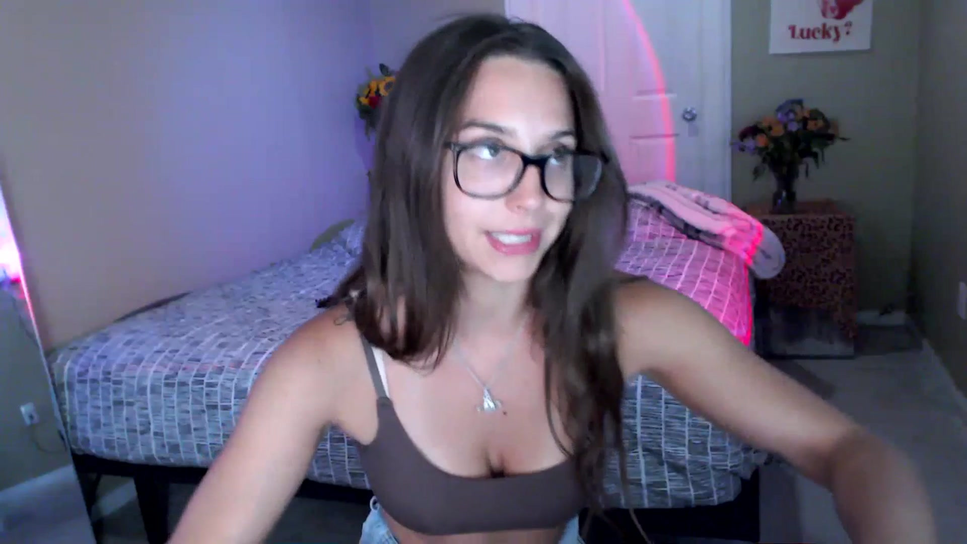 Gallery image thumbnail from BrittaniJade_'s myfreecams stream on, 07/20/2023, 02:50 image 17 of 20