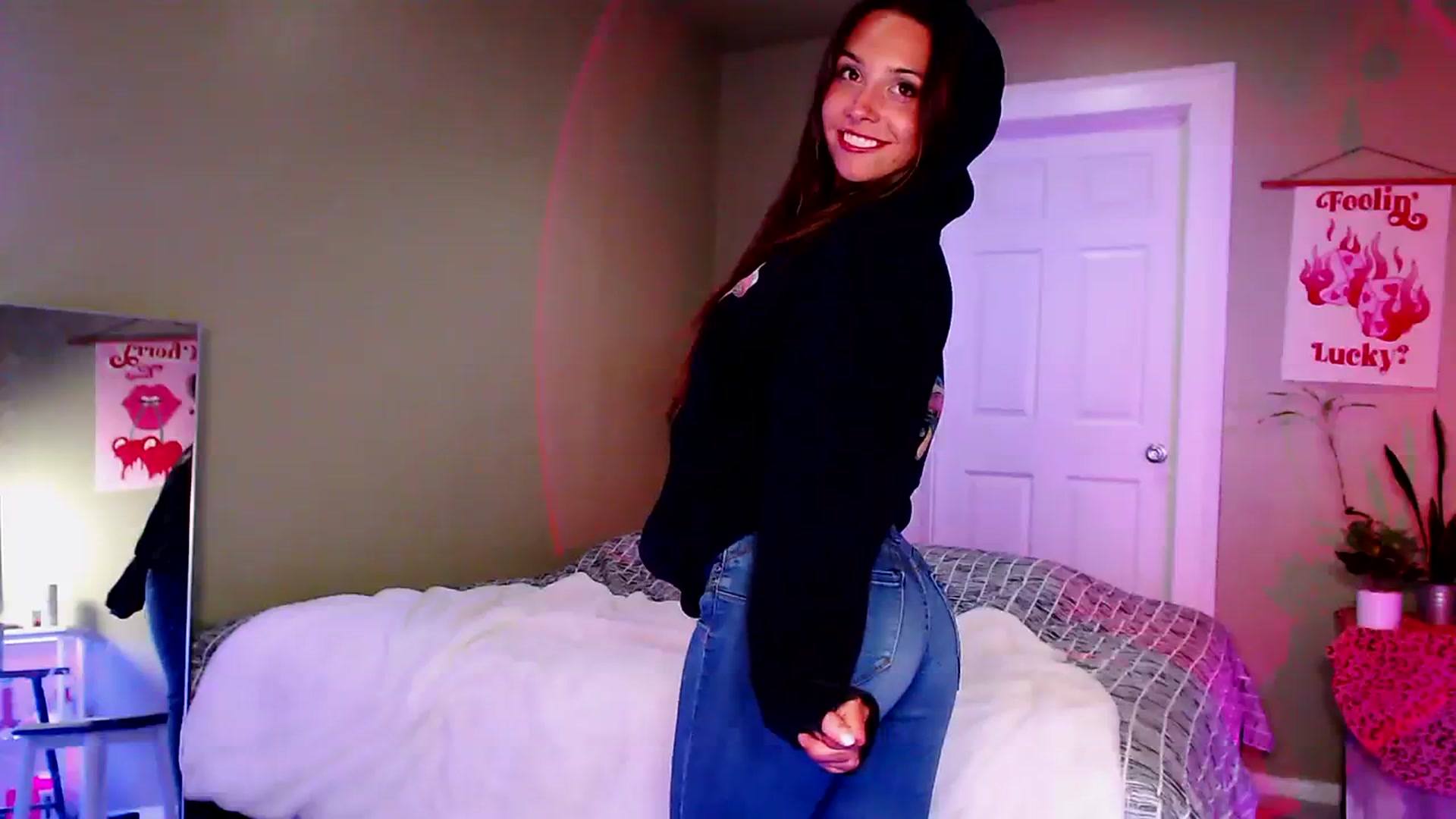 Gallery image thumbnail from BrittaniJade_'s myfreecams stream on, 07/22/2023, 06:15 image 14 of 20