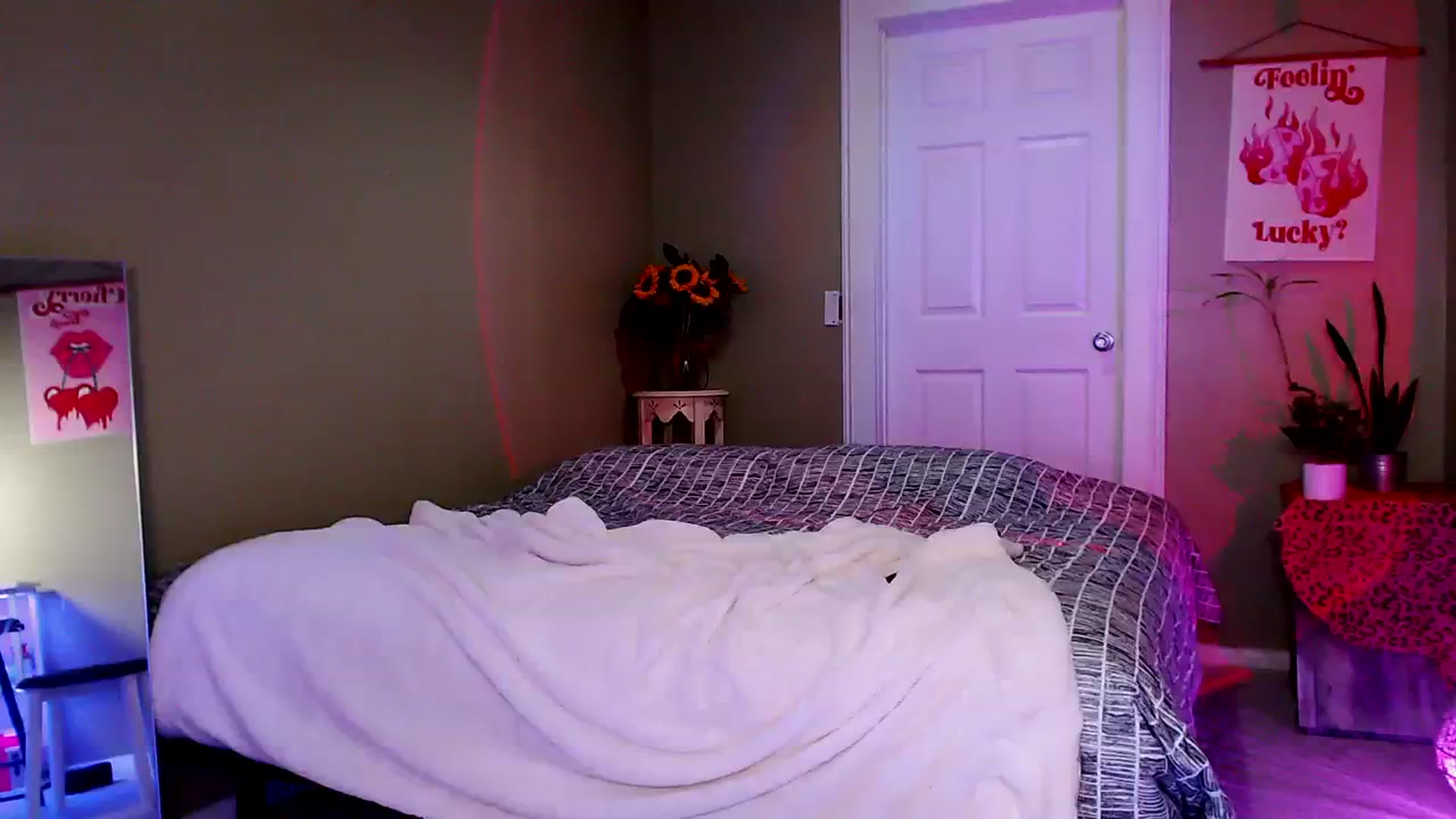 Gallery image thumbnail from BrittaniJade_'s myfreecams stream on, 07/22/2023, 06:15 image 3 of 20