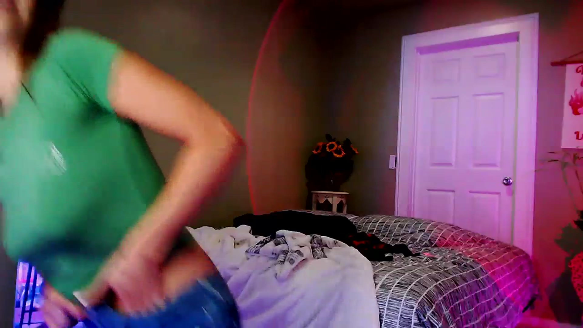 Gallery image thumbnail from BrittaniJade_'s myfreecams stream on, 07/22/2023, 06:40 image 20 of 20