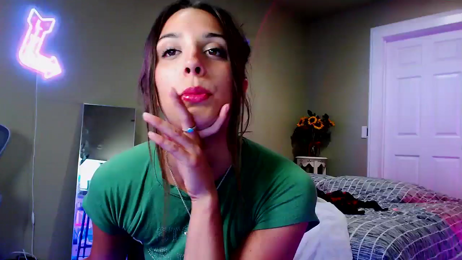 Gallery image thumbnail from BrittaniJade_'s myfreecams stream on, 07/22/2023, 06:40 image 1 of 20