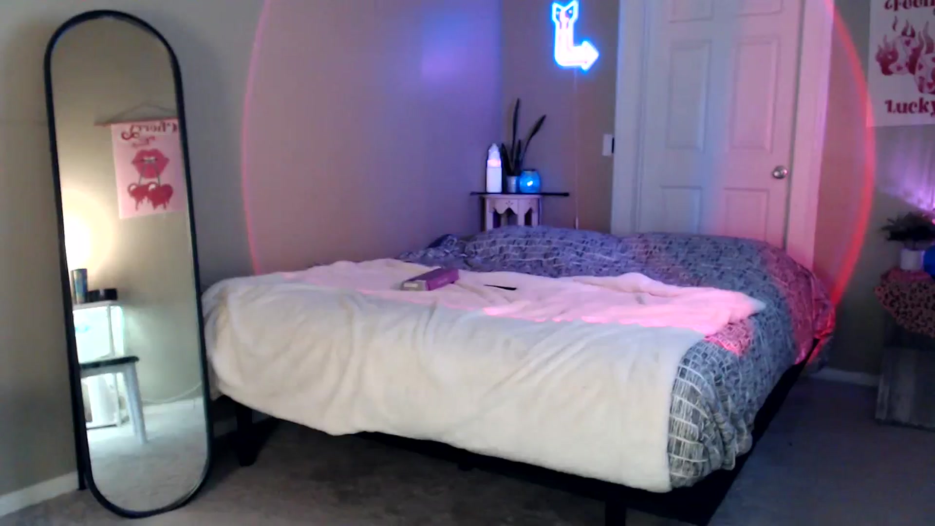 Gallery image thumbnail from BrittaniJade_'s myfreecams stream on, 07/30/2023, 01:49 image 18 of 20