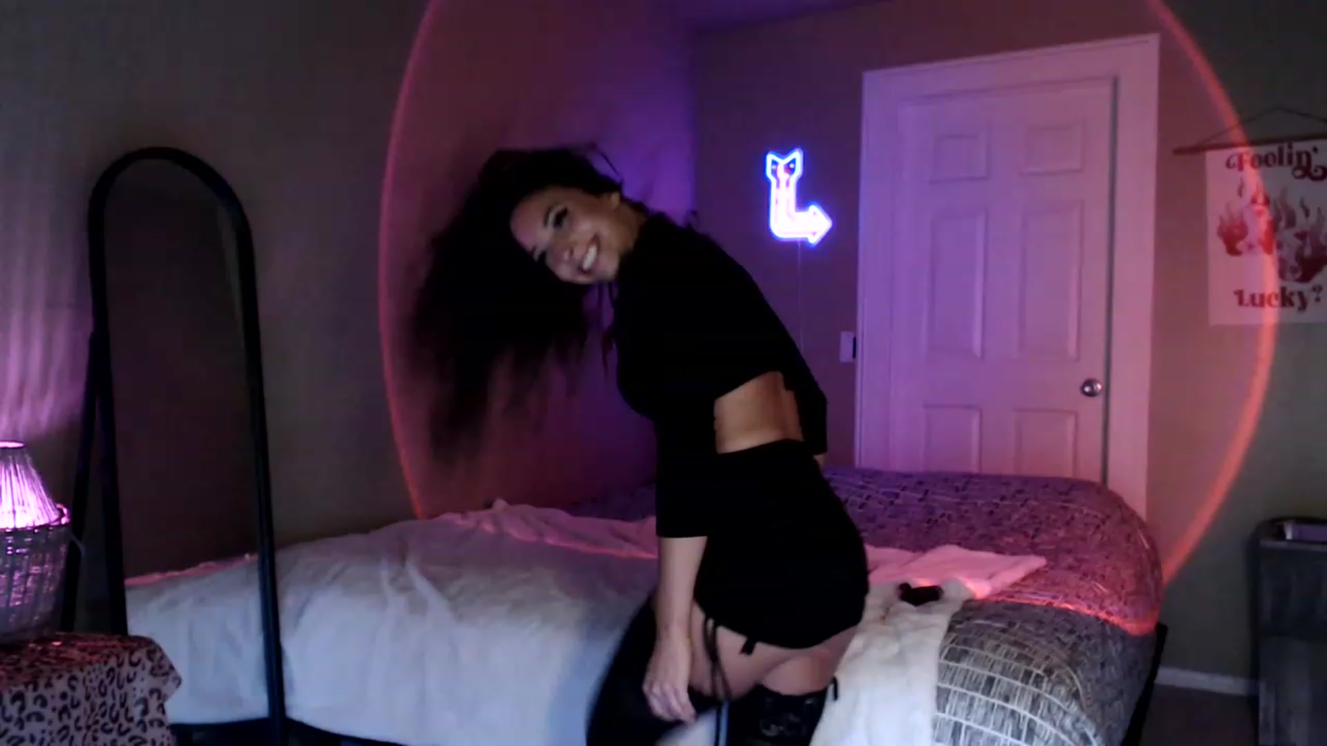 Gallery image thumbnail from BrittaniJade_'s myfreecams stream on, 07/31/2023, 05:04 image 2 of 20