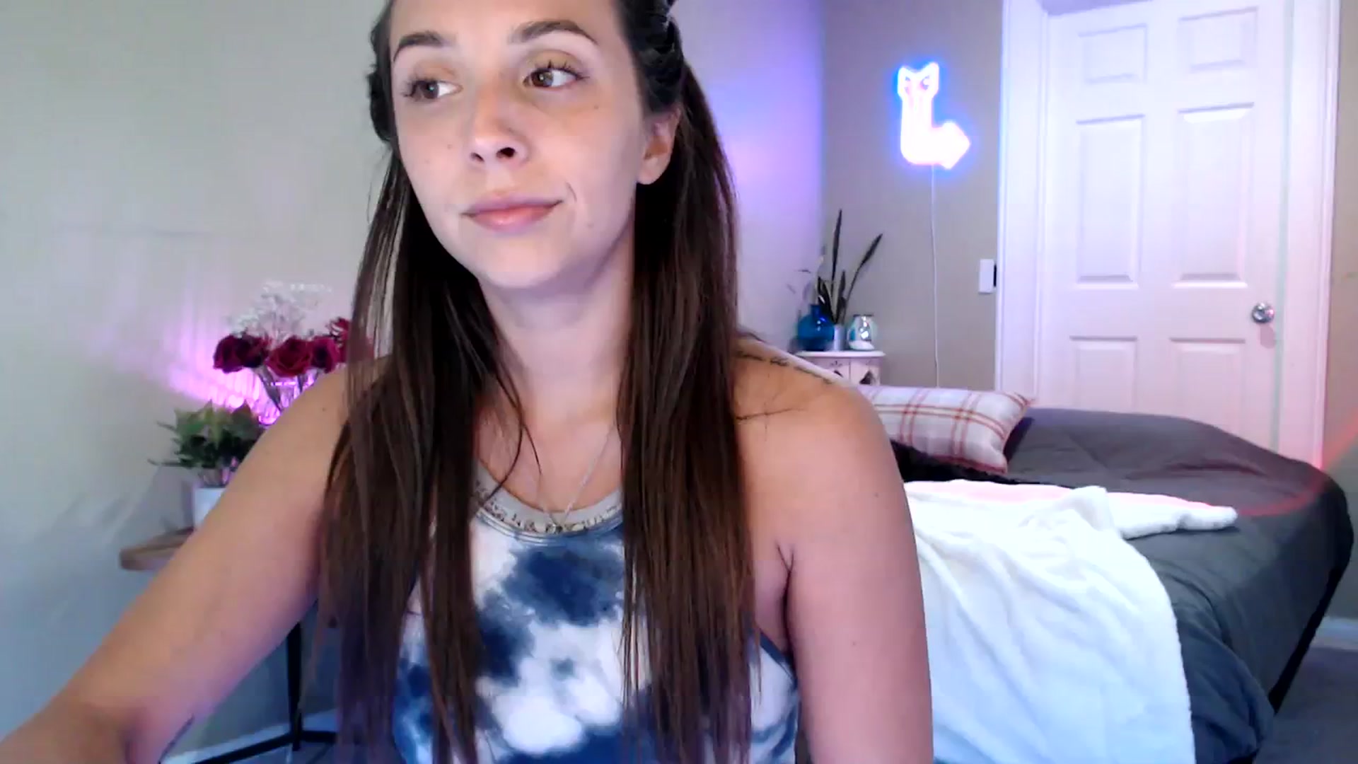 Gallery image thumbnail from BrittaniJade_'s myfreecams stream on, 08/05/2023, 01:58 image 1 of 20