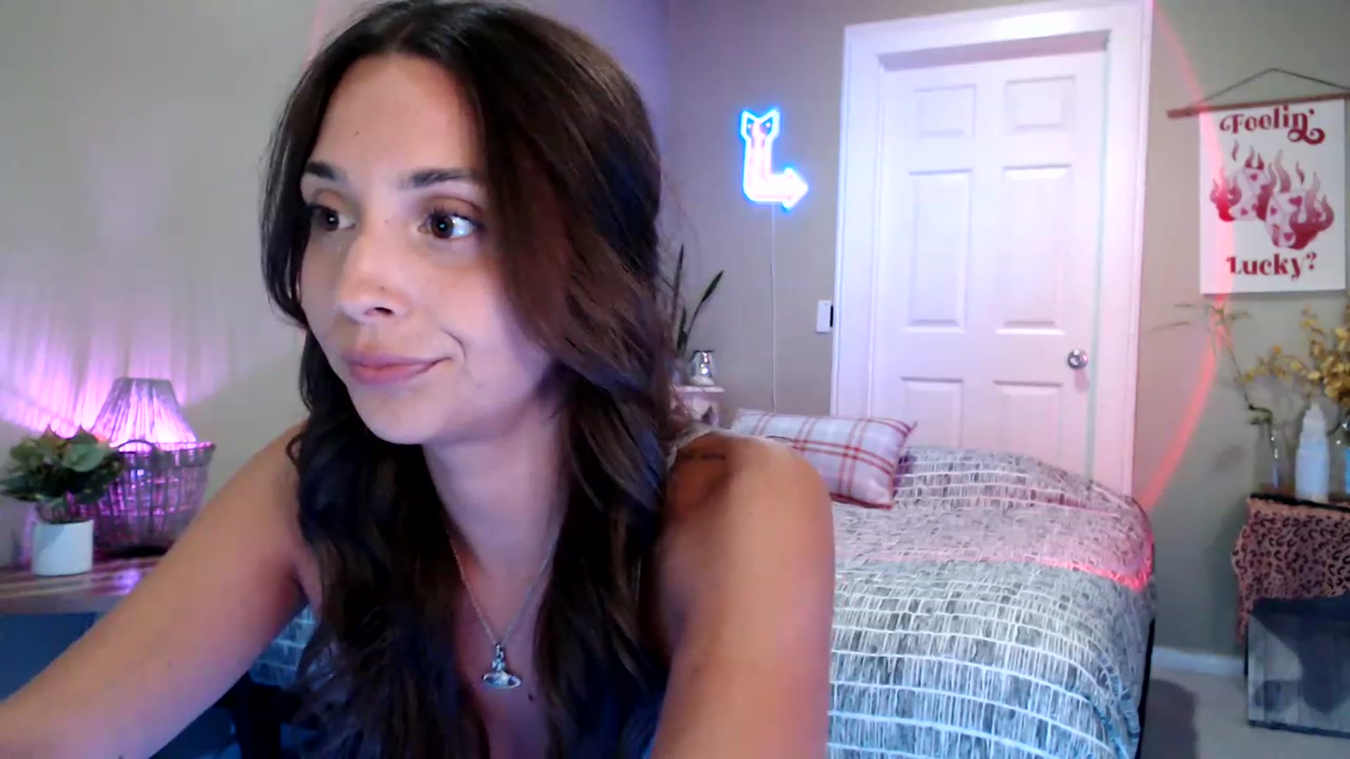 Gallery image thumbnail from BrittaniJade_'s myfreecams stream on, 08/06/2023, 04:18 image 14 of 20