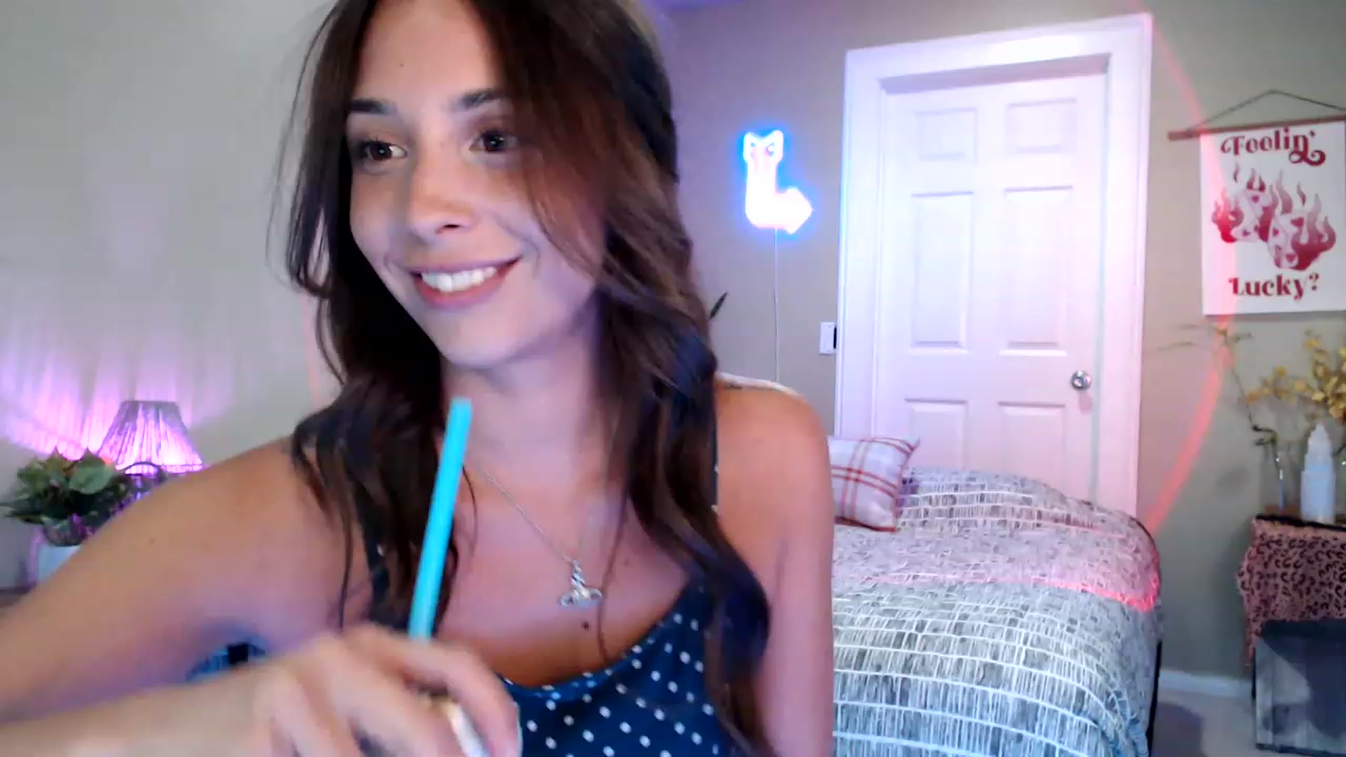 Gallery image thumbnail from BrittaniJade_'s myfreecams stream on, 08/06/2023, 04:18 image 3 of 20
