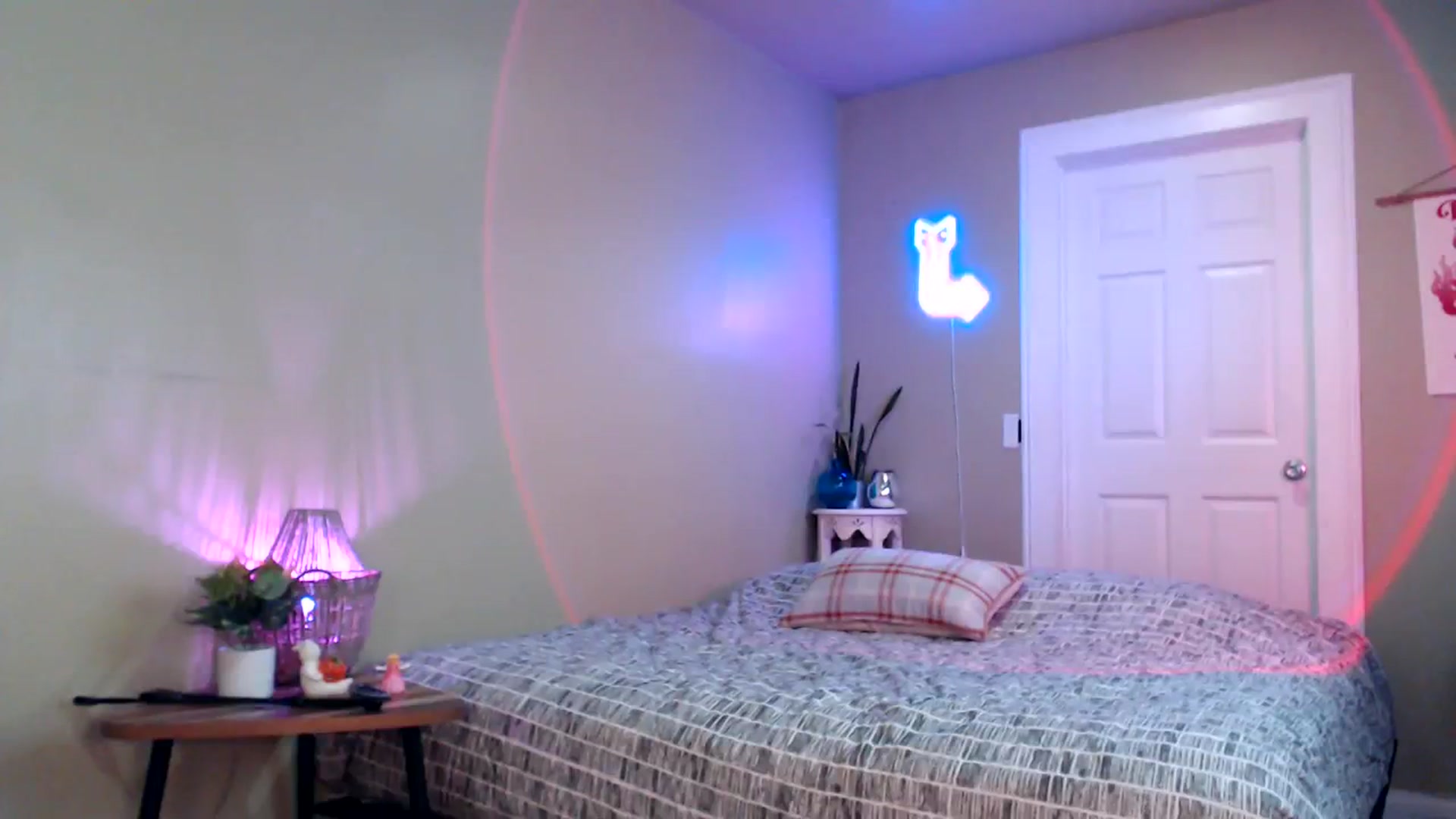 Gallery image thumbnail from BrittaniJade_'s myfreecams stream on, 08/10/2023, 01:22 image 5 of 20