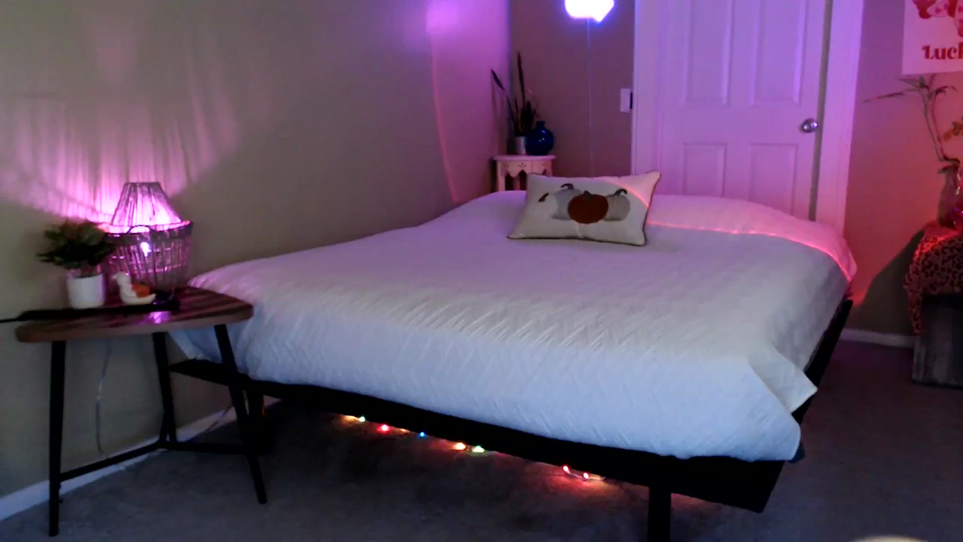 Gallery image thumbnail from BrittaniJade_'s myfreecams stream on, 08/12/2023, 03:12 image 8 of 20