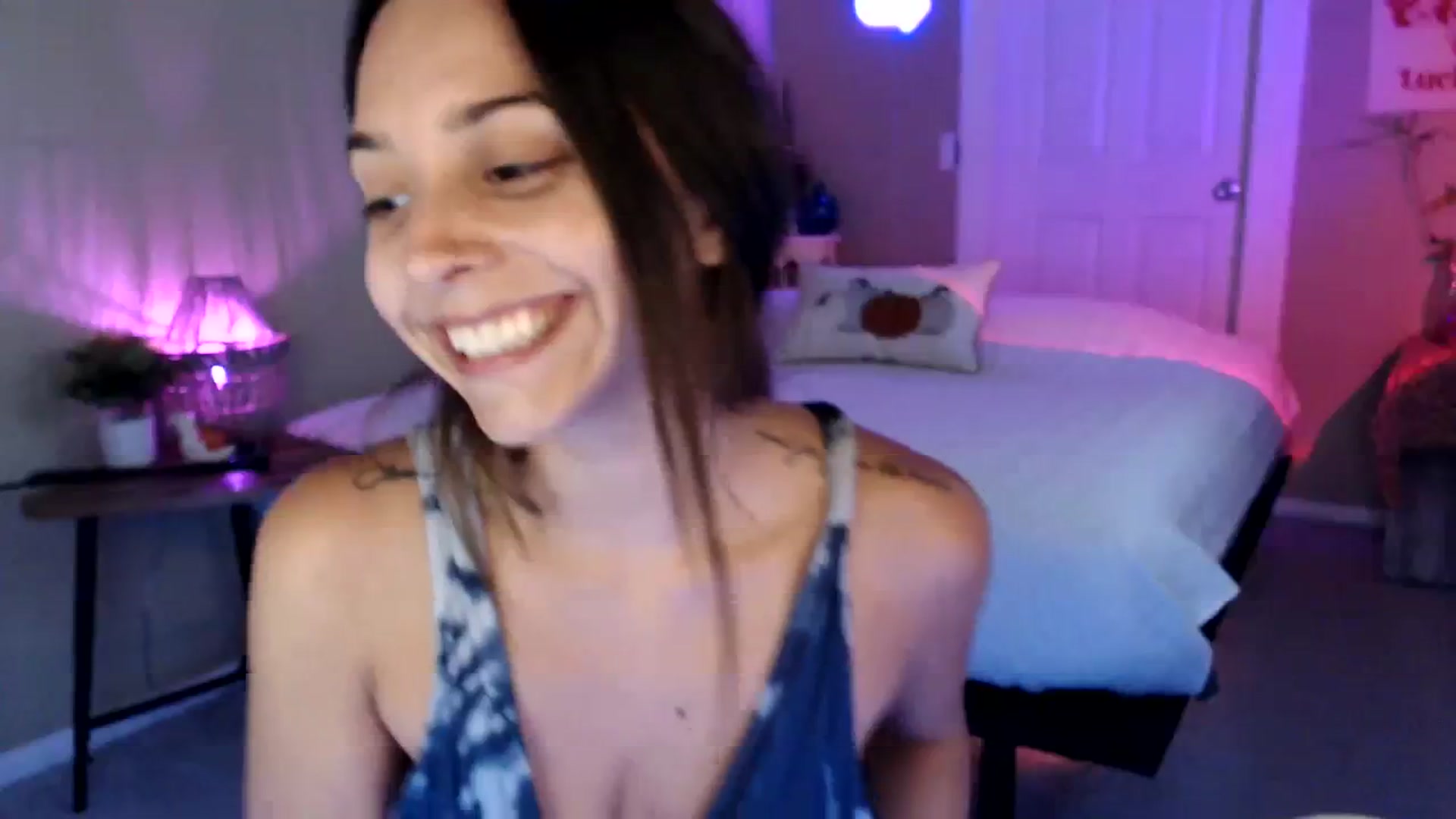 Gallery image thumbnail from BrittaniJade_'s myfreecams stream on, 08/12/2023, 03:12 image 5 of 20