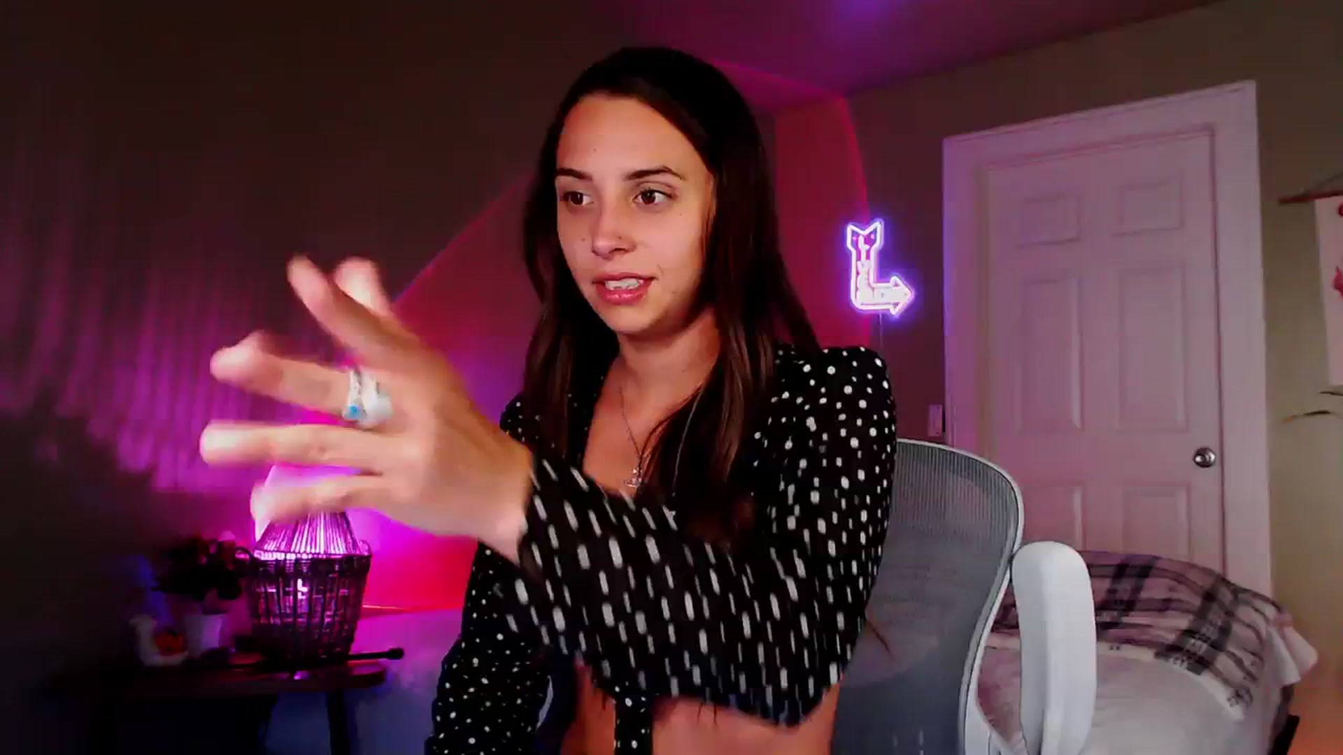 Gallery image thumbnail from BrittaniJade_'s myfreecams stream on, 08/15/2023, 04:59 image 7 of 20