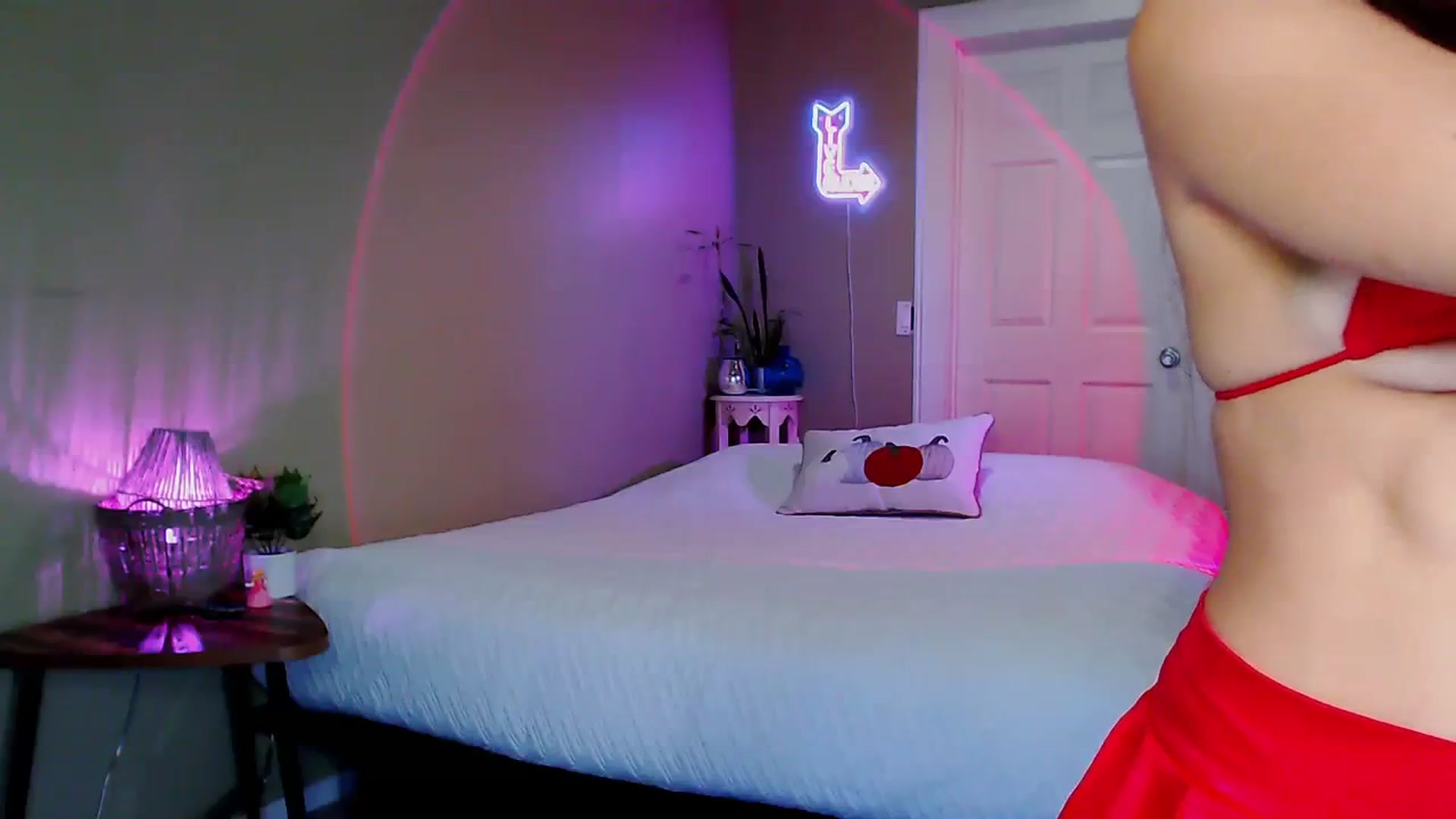 Gallery image thumbnail from BrittaniJade_'s myfreecams stream on, 08/18/2023, 04:06 image 13 of 20