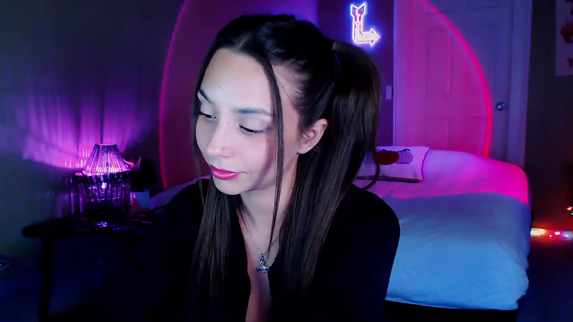 Gallery image thumbnail from BrittaniJade_'s myfreecams stream on, 08/19/2023, 05:51 image 18 of 20