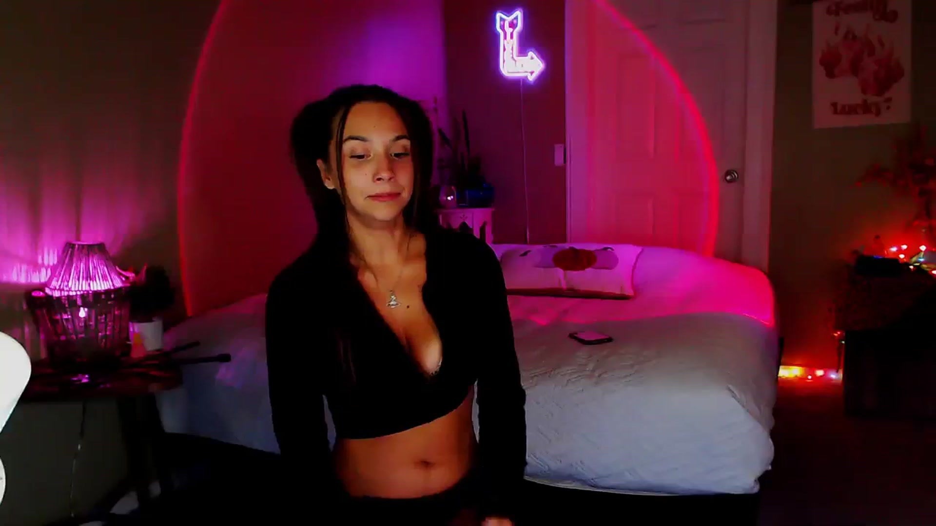 Gallery image thumbnail from BrittaniJade_'s myfreecams stream on, 08/19/2023, 06:28 image 4 of 20