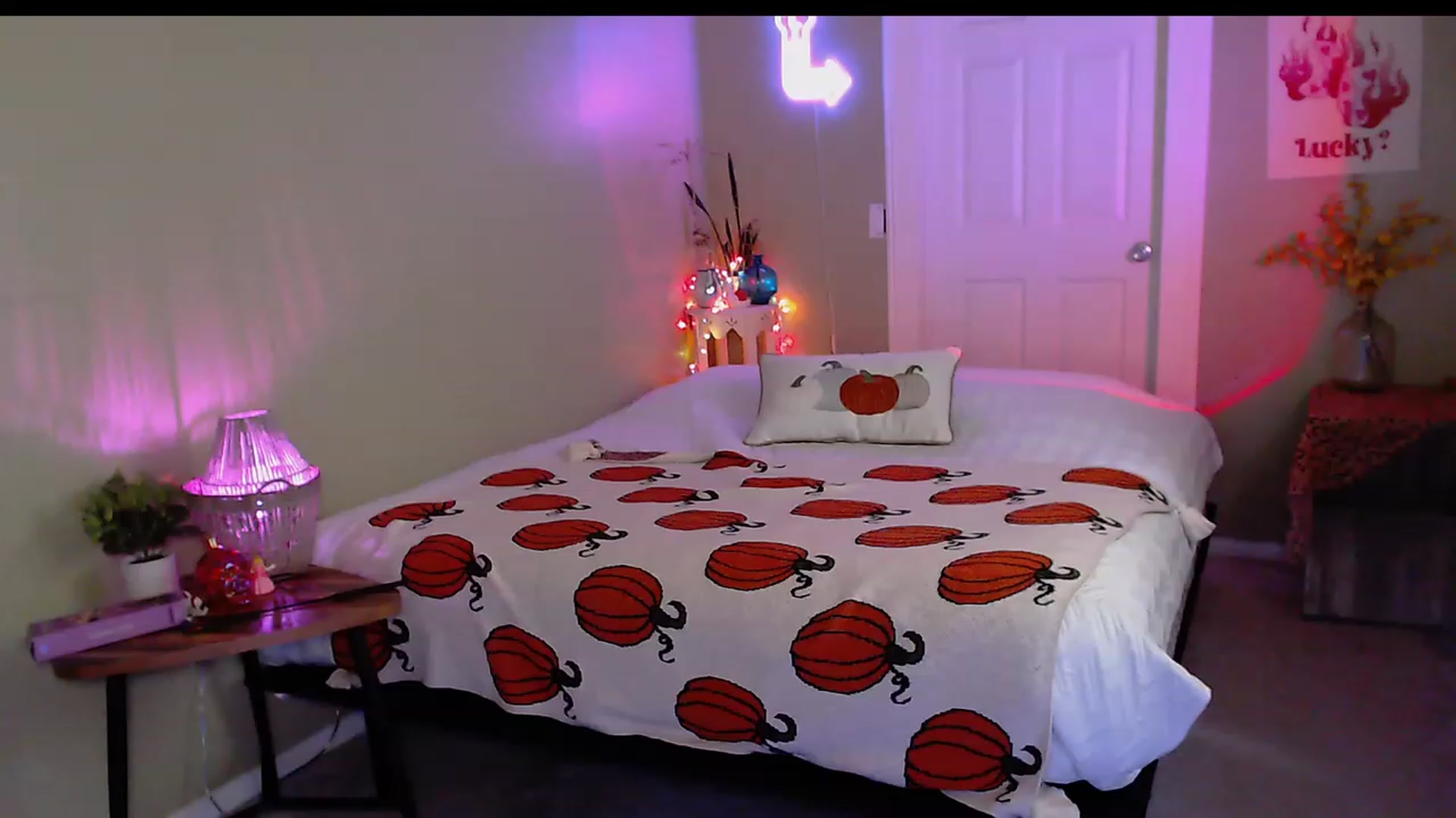Gallery image thumbnail from BrittaniJade_'s myfreecams stream on, 09/01/2023, 23:32 image 11 of 20