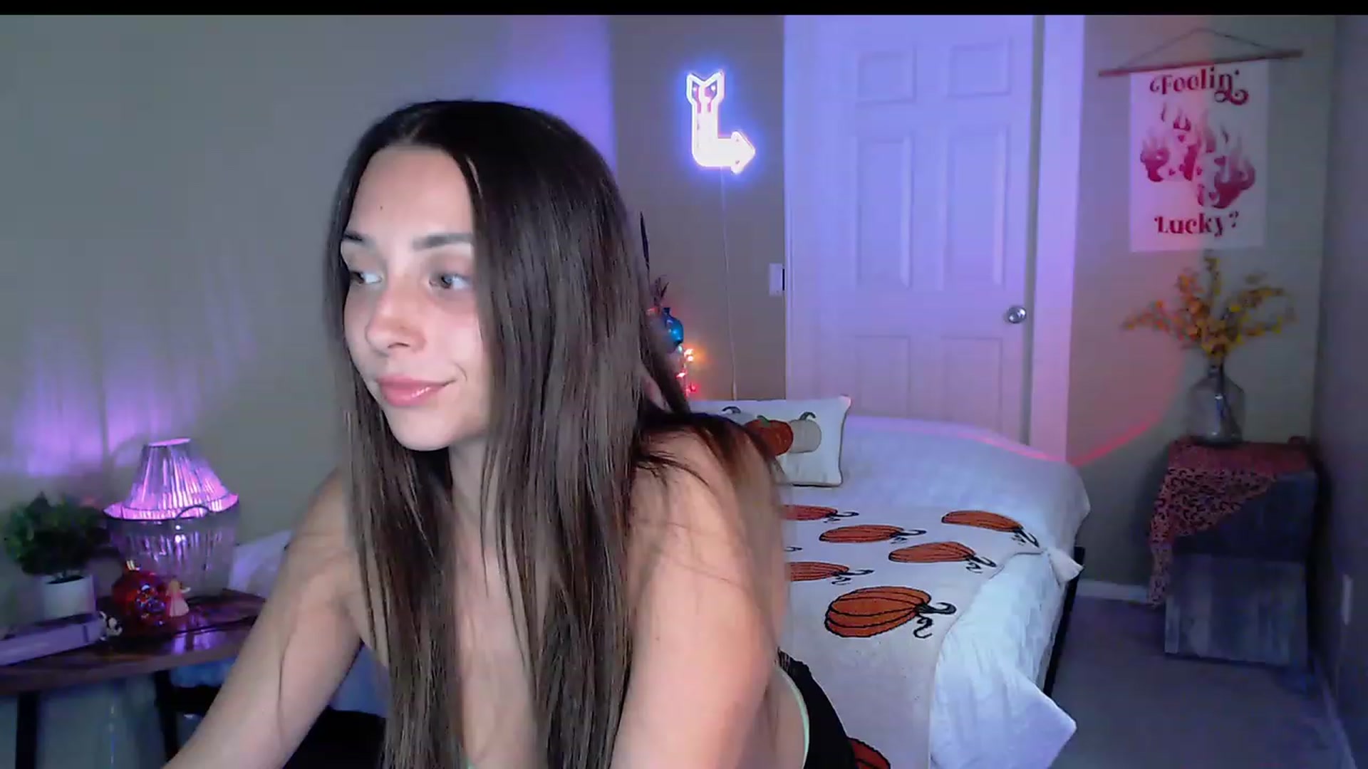 Gallery image thumbnail from BrittaniJade_'s myfreecams stream on, 09/01/2023, 23:32 image 4 of 20