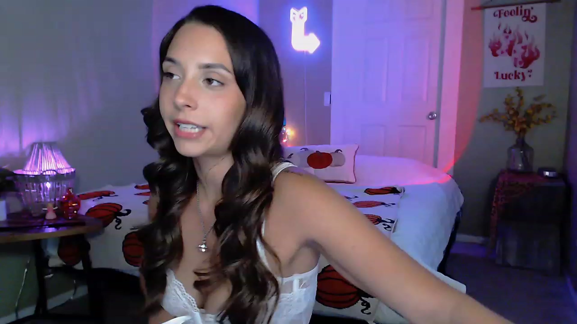Gallery image thumbnail from BrittaniJade_'s myfreecams stream on, 09/03/2023, 01:35 image 16 of 20
