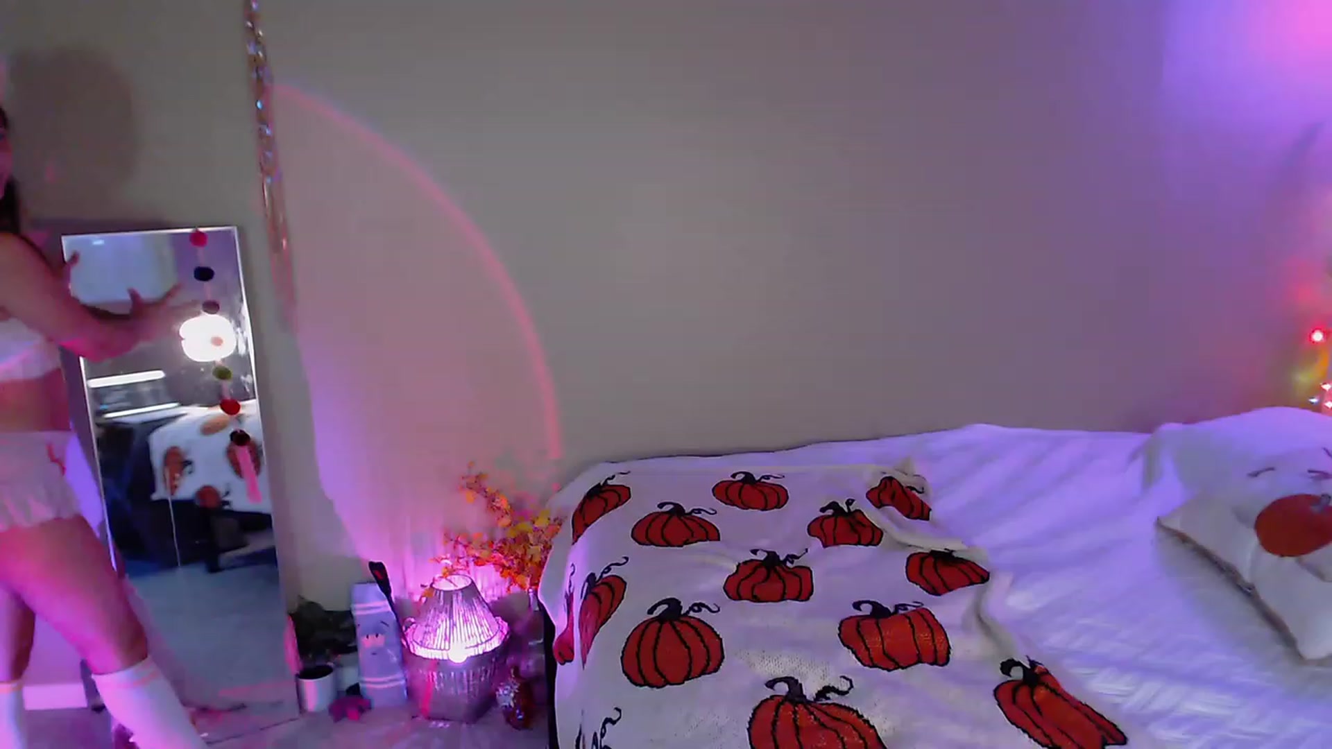 Gallery image thumbnail from BrittaniJade_'s myfreecams stream on, 09/15/2023, 02:24 image 10 of 20