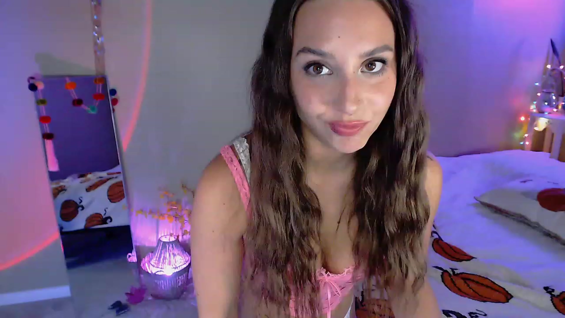 Gallery image thumbnail from BrittaniJade_'s myfreecams stream on, 09/18/2023, 03:25 image 11 of 20