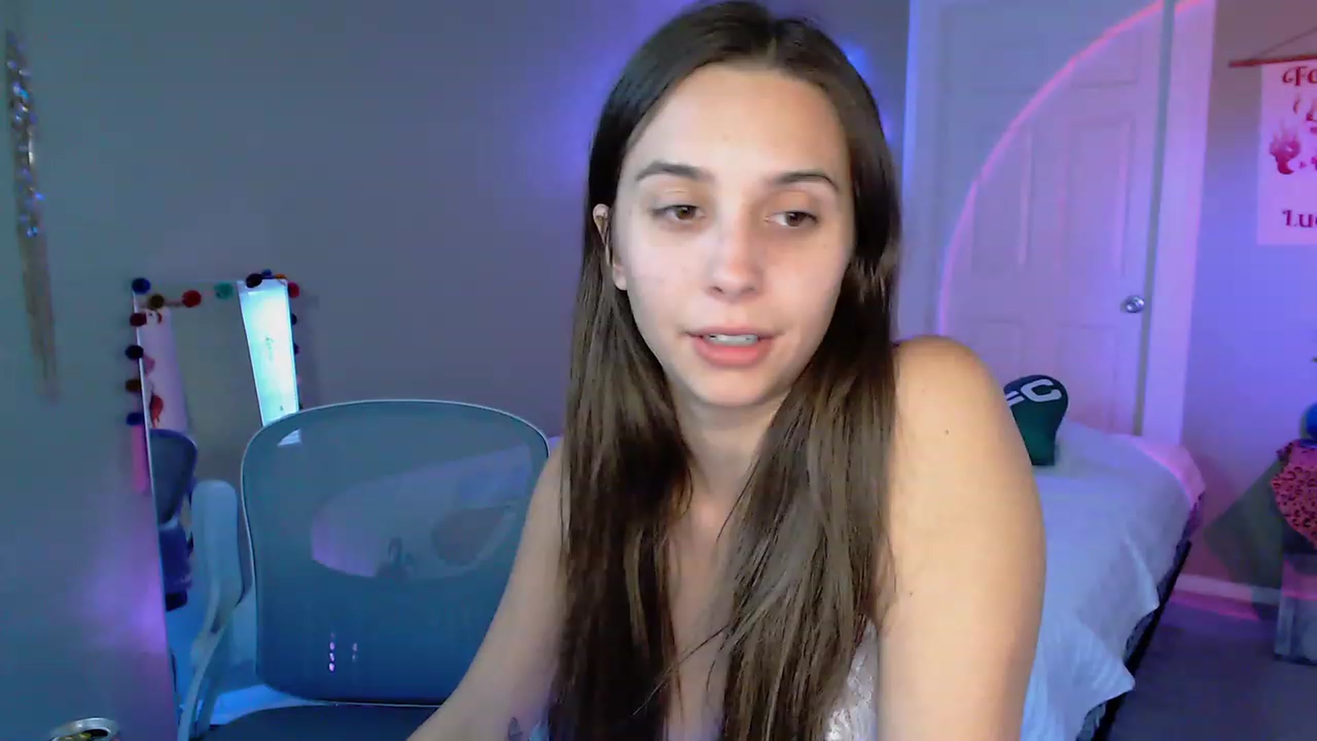 Gallery image thumbnail from BrittaniJade_'s myfreecams stream on, 09/21/2023, 01:20 image 17 of 20