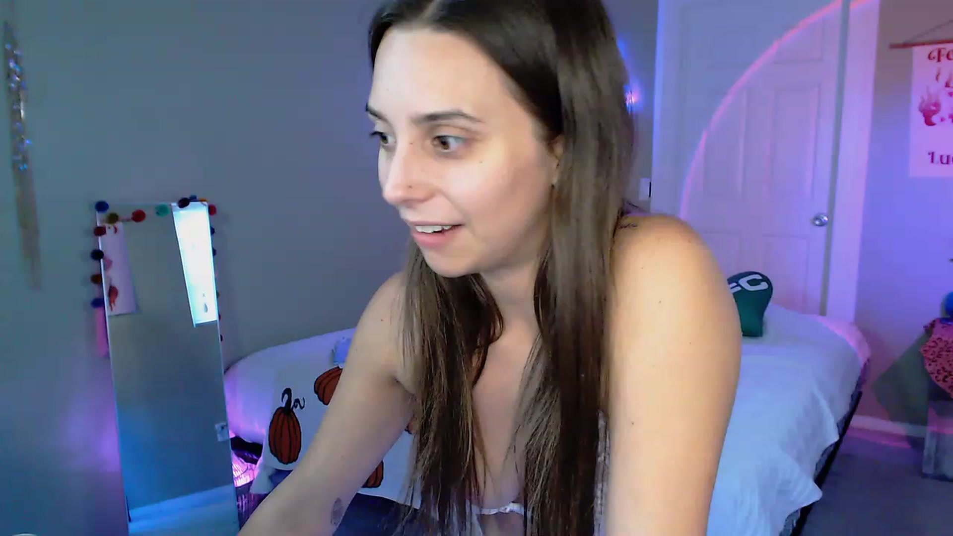 Gallery image thumbnail from BrittaniJade_'s myfreecams stream on, 09/21/2023, 01:20 image 5 of 20