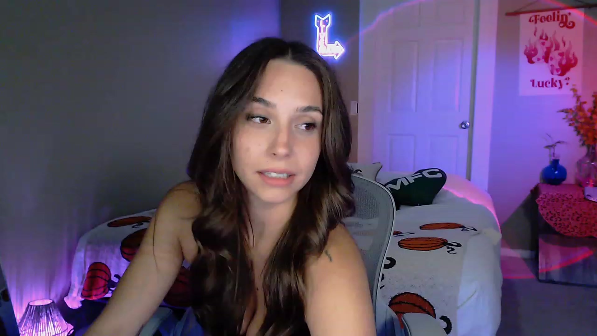 Gallery image thumbnail from BrittaniJade_'s myfreecams stream on, 10/02/2023, 02:20 image 15 of 20