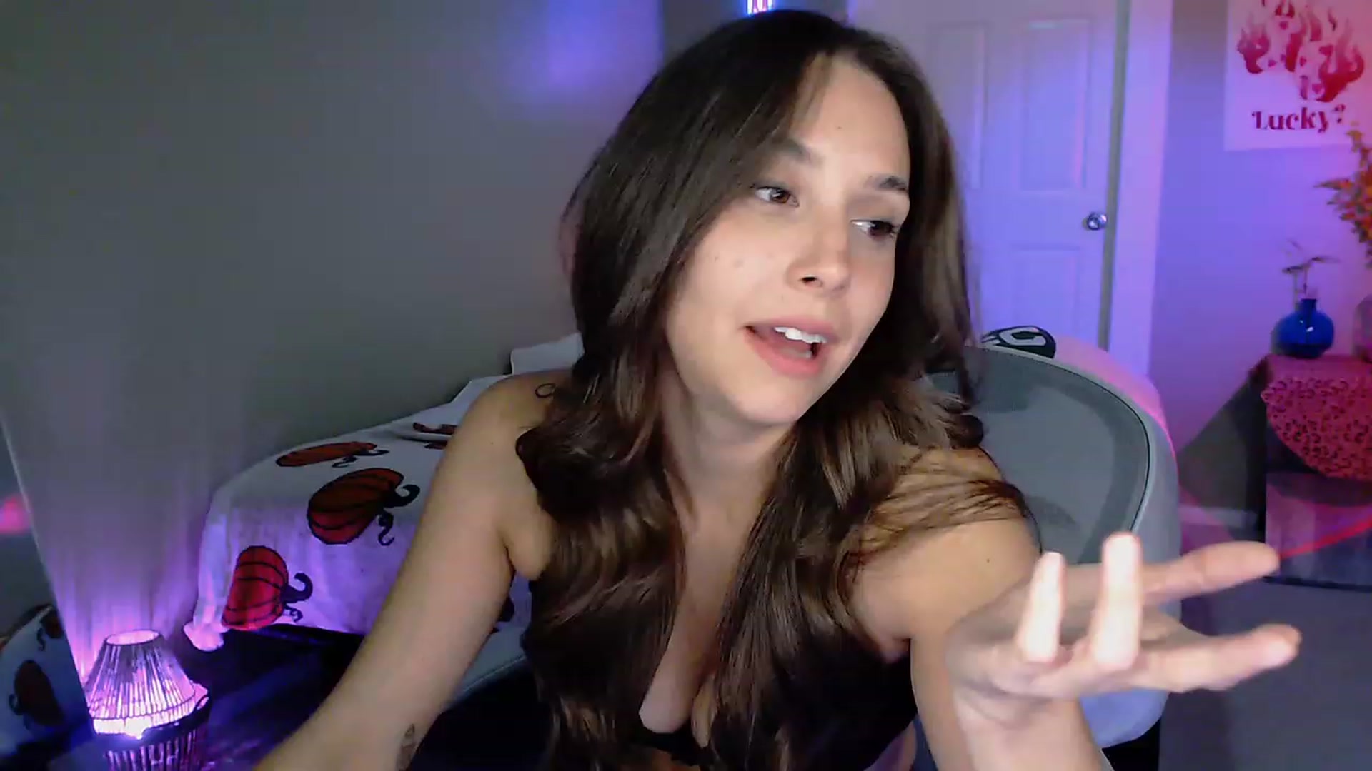 Gallery image thumbnail from BrittaniJade_'s myfreecams stream on, 10/02/2023, 03:14 image 8 of 20