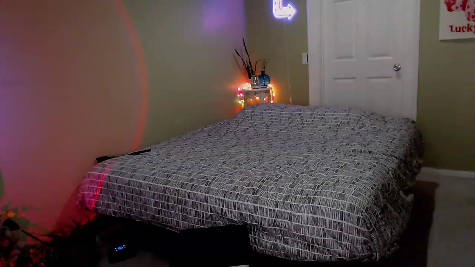 Gallery image thumbnail from BrittaniJade_'s myfreecams stream on, 11/11/2023, 08:18 image 9 of 20