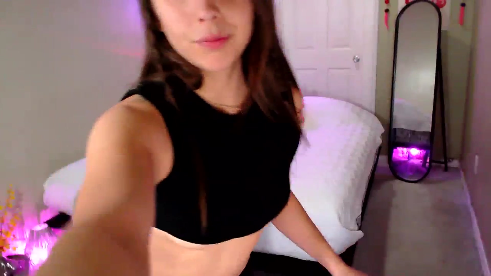 Gallery image thumbnail from BrittaniJade_'s myfreecams stream on, 01/29/2024, 01:56 image 18 of 20