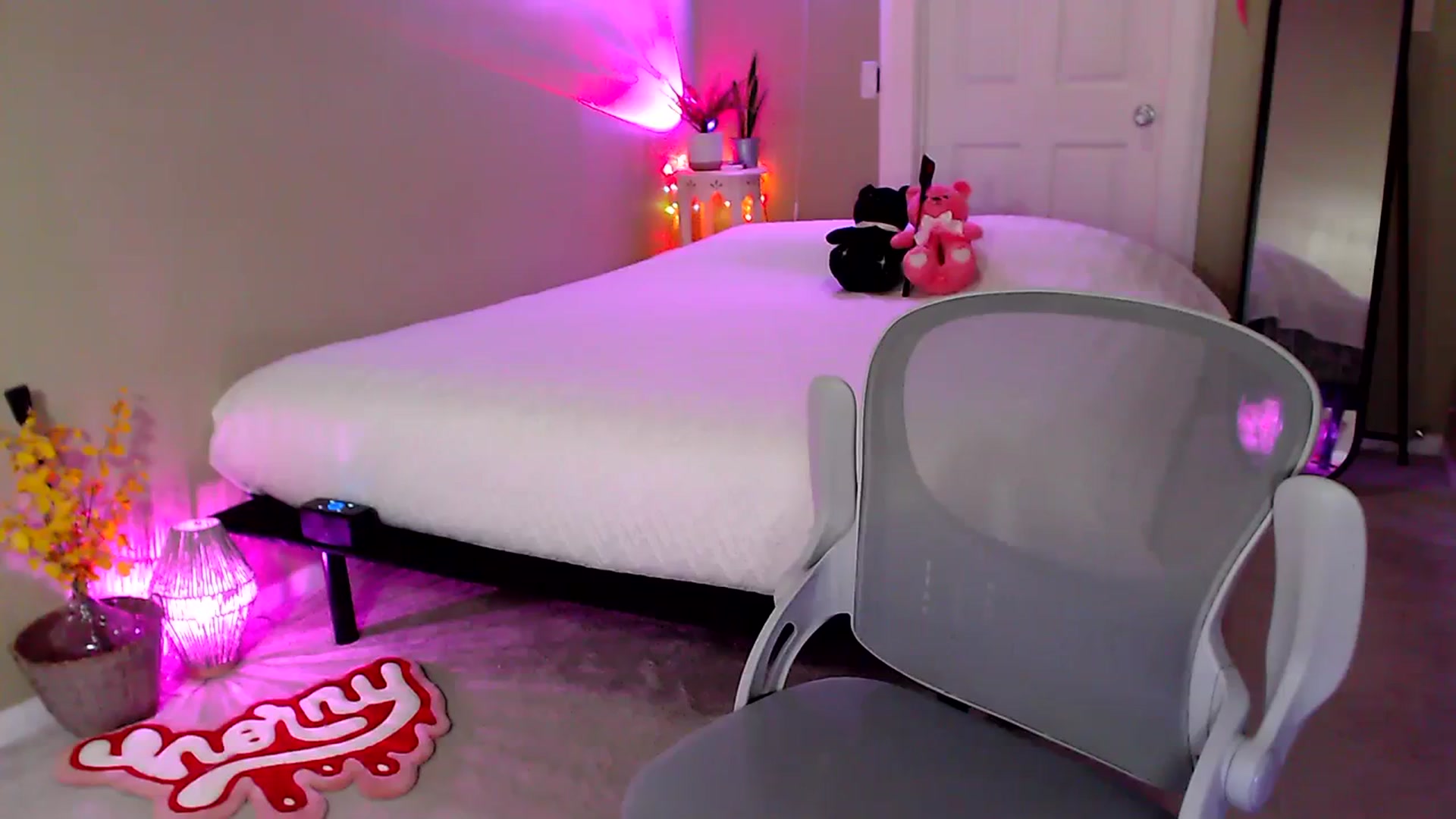 Gallery image thumbnail from BrittaniJade_'s myfreecams stream on, 01/29/2024, 04:31 image 8 of 20