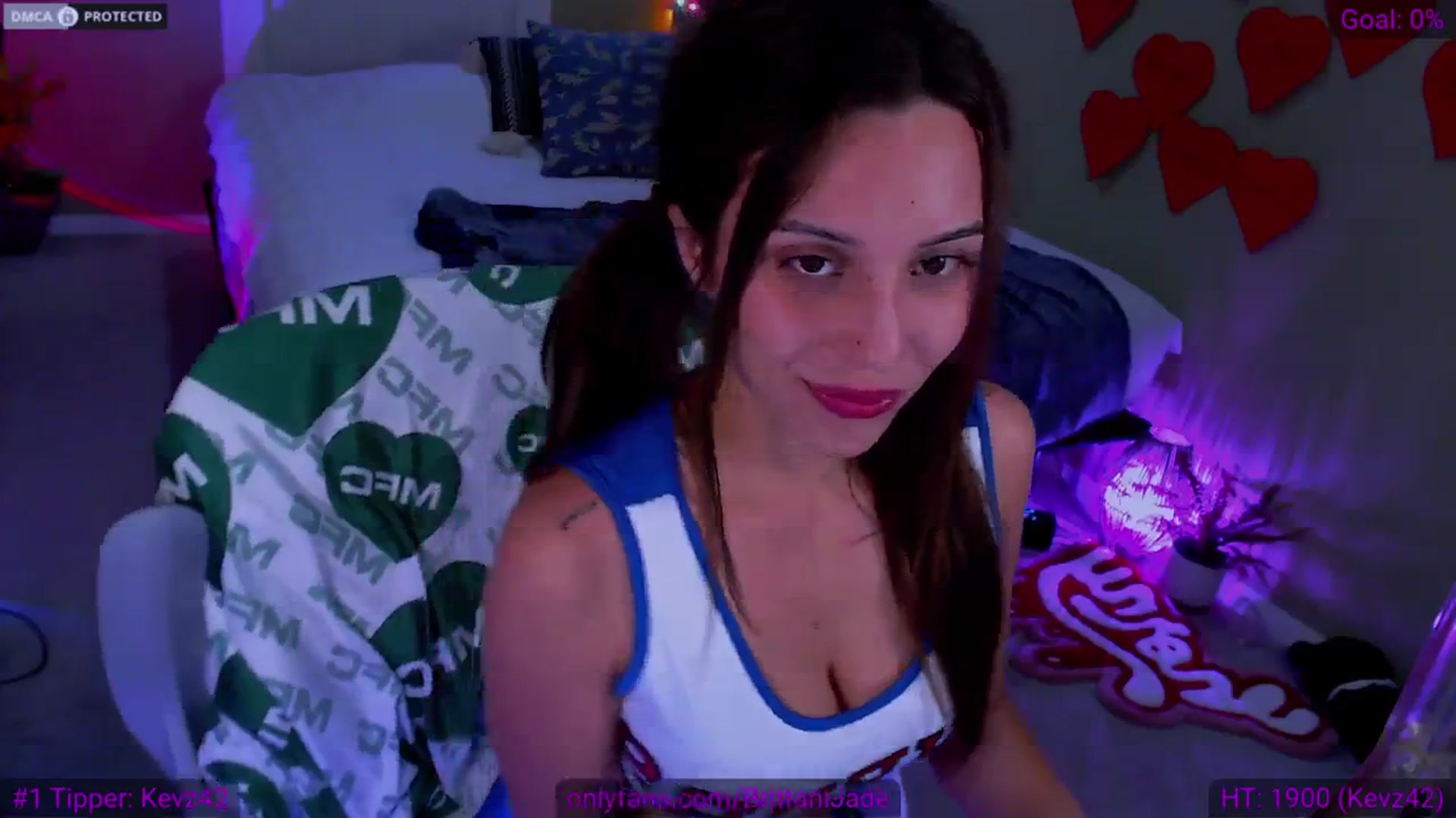 Gallery image thumbnail from BrittaniJade_'s myfreecams stream on, 02/12/2024, 08:07 image 17 of 20