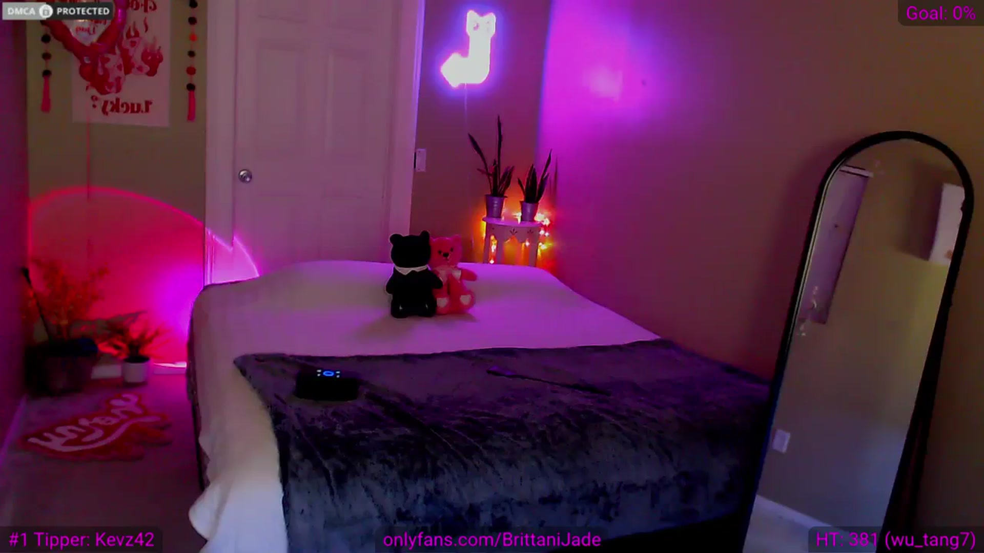 Gallery image thumbnail from BrittaniJade_'s myfreecams stream on, 03/03/2024, 08:45 image 2 of 20