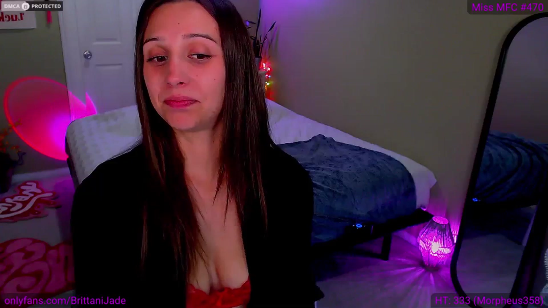 Gallery image thumbnail from BrittaniJade_'s myfreecams stream on, 03/08/2024, 09:07 image 15 of 20