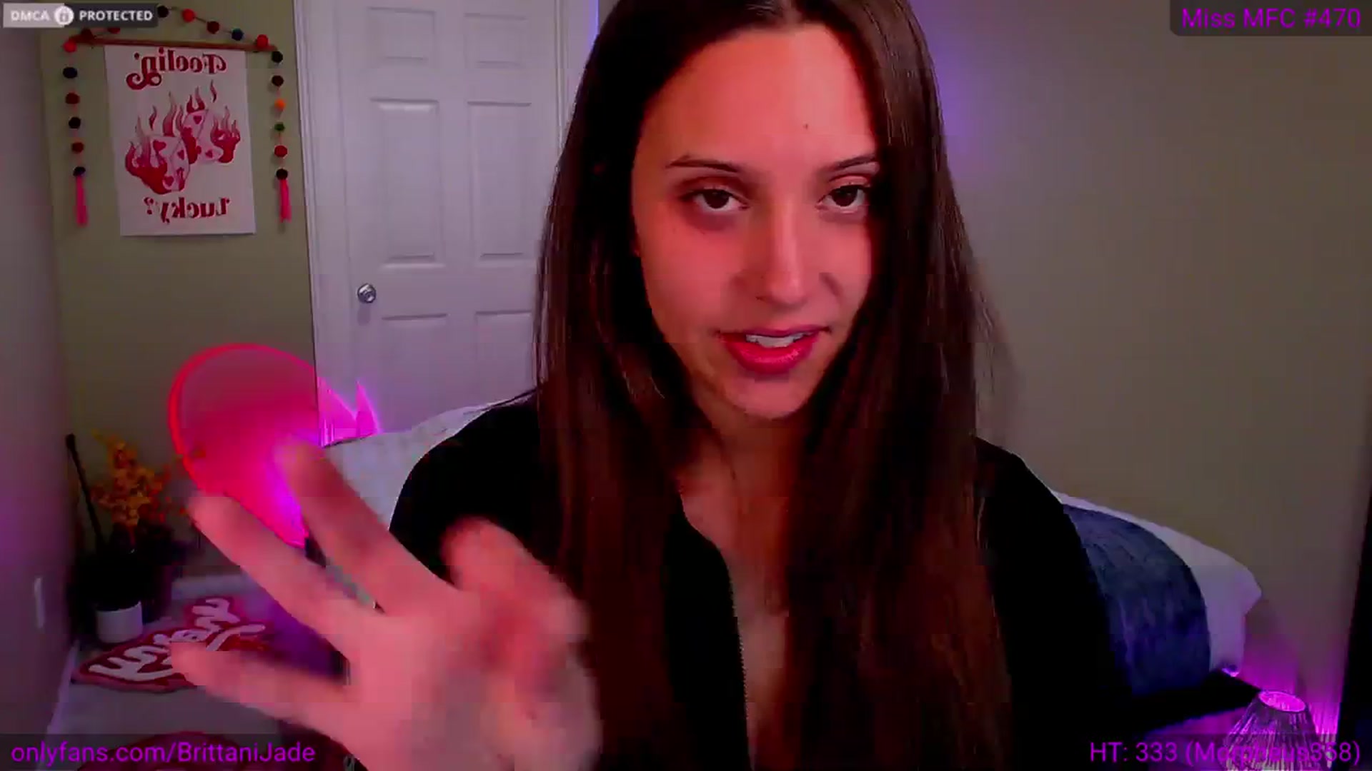 Gallery image thumbnail from BrittaniJade_'s myfreecams stream on, 03/08/2024, 09:07 image 8 of 20