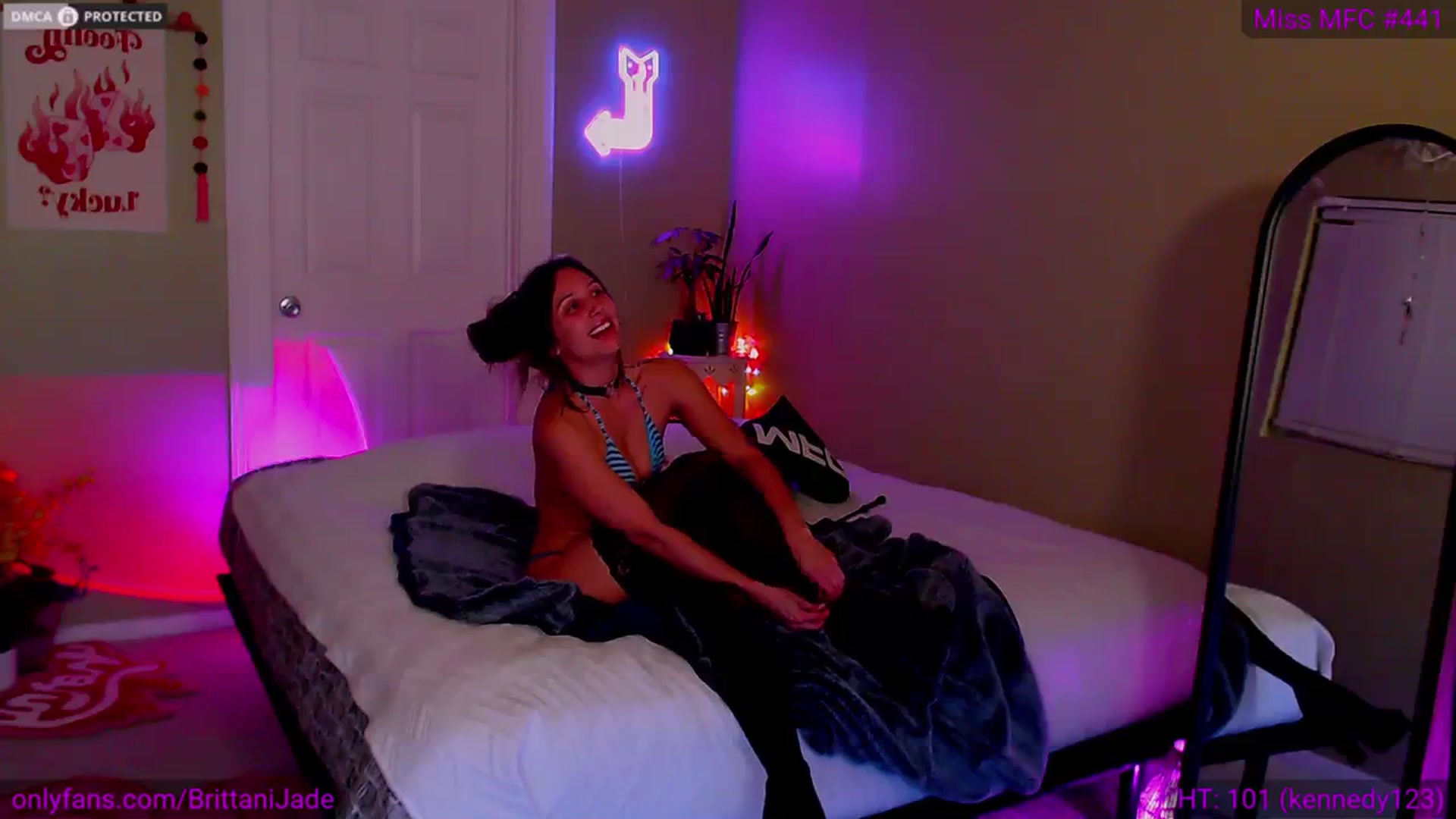 Gallery image thumbnail from BrittaniJade_'s myfreecams stream on, 03/09/2024, 10:01 image 20 of 20