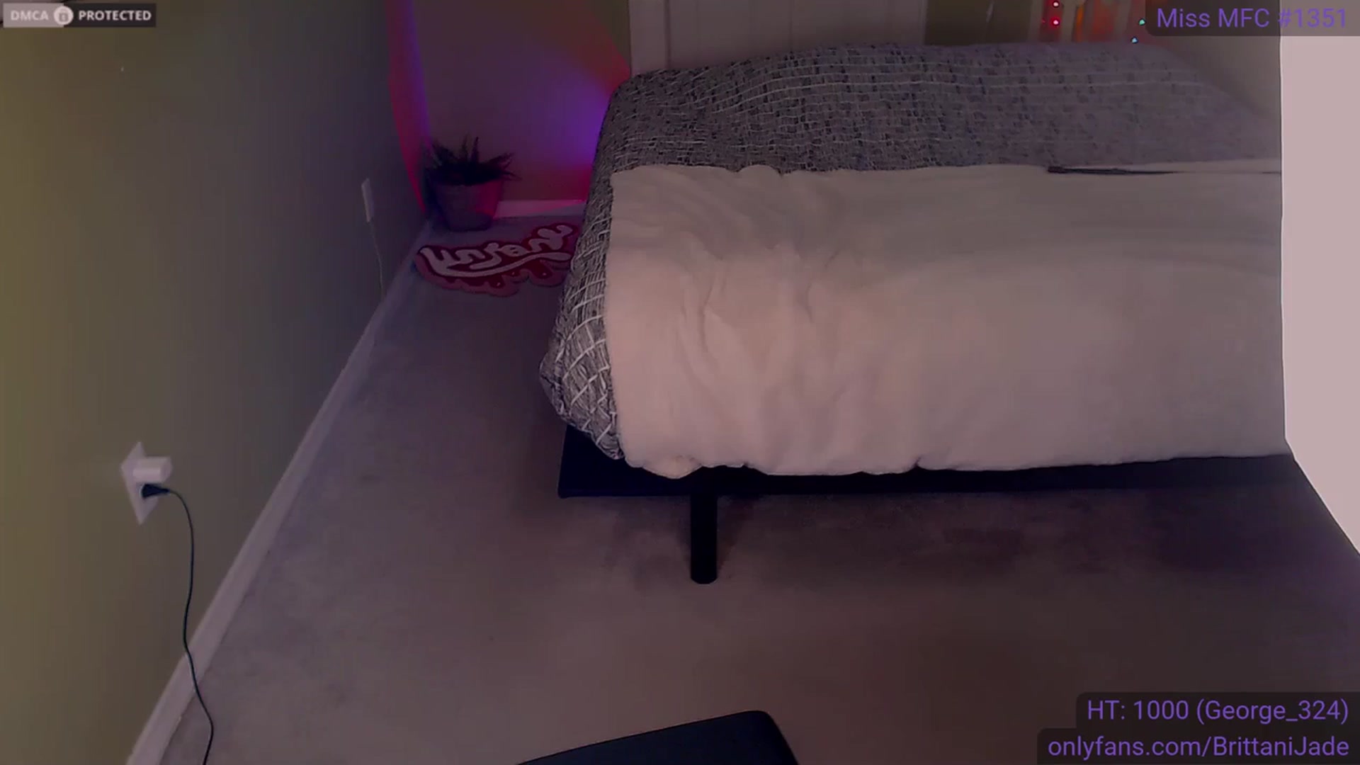Gallery image thumbnail from BrittaniJade_'s myfreecams stream on, 04/07/2024, 09:16 image 1 of 20