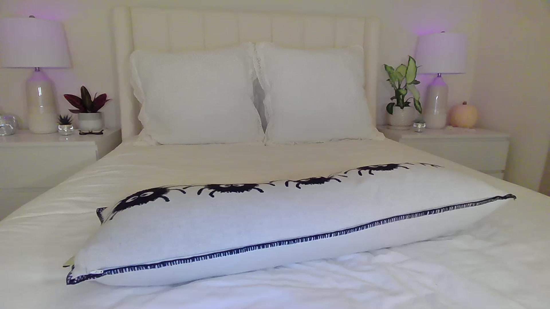 Gallery image thumbnail from BrittaniJade_'s myfreecams stream on, 10/07/2024, 07:13 image 11 of 20