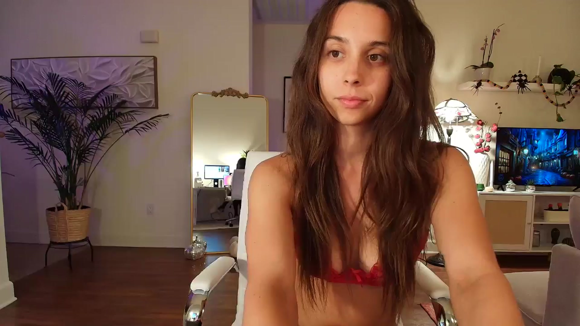 Gallery image thumbnail from BrittaniJade_'s myfreecams stream on, 10/26/2024, 09:19 image 13 of 20