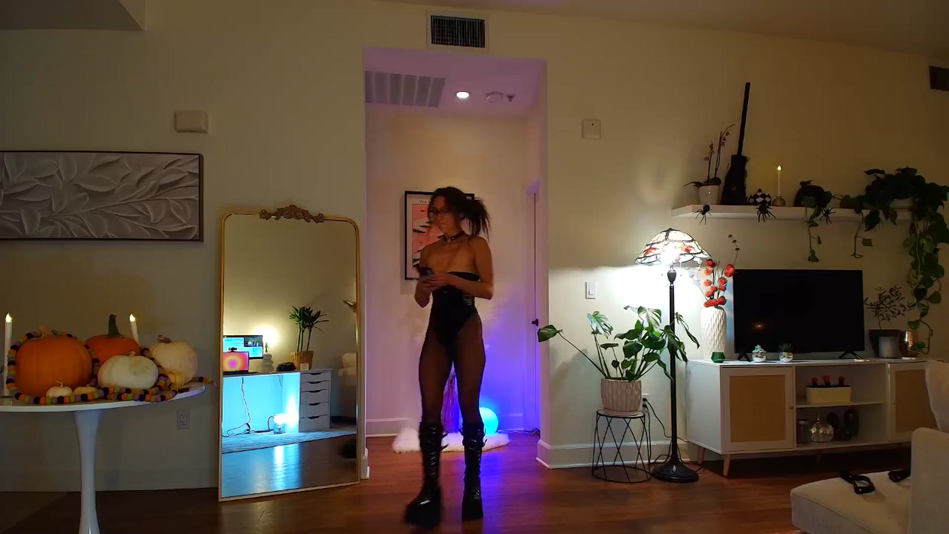Gallery image thumbnail from BrittaniJade_'s myfreecams stream on, 10/28/2024, 07:39 image 13 of 20