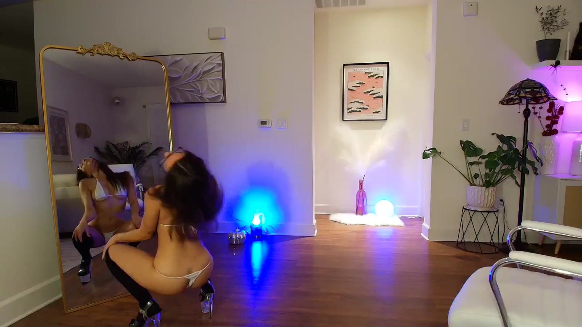 Gallery image thumbnail from BrittaniJade_'s myfreecams stream on, 11/03/2024, 05:21 image 7 of 20