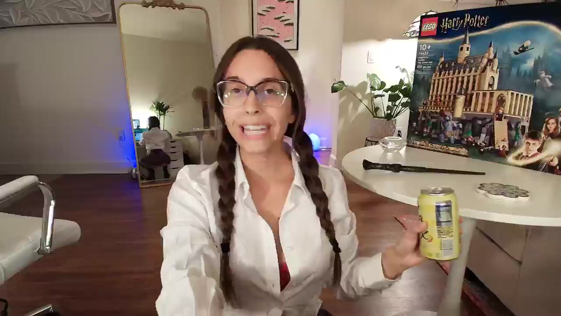 Gallery image thumbnail from BrittaniJade_'s myfreecams stream on, 11/05/2024, 04:56 image 18 of 20