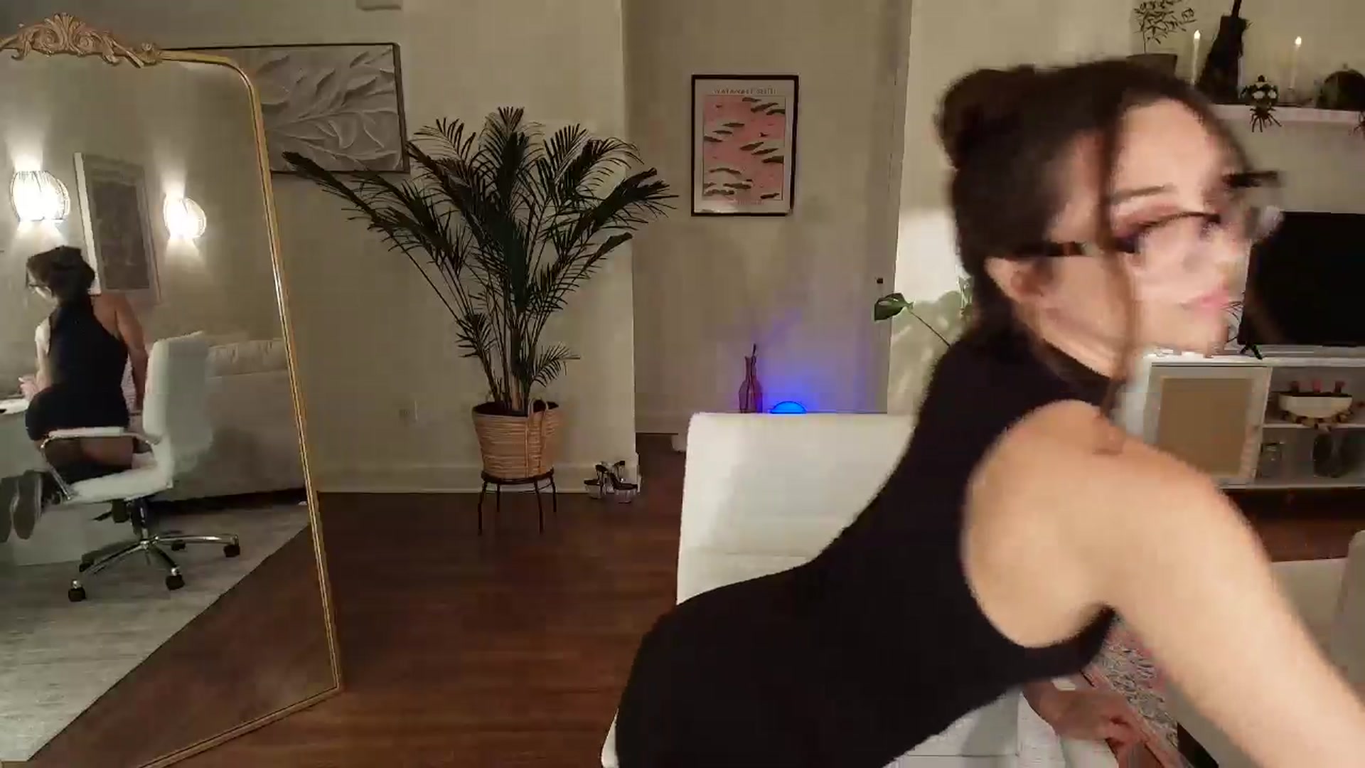 Gallery image thumbnail from BrittaniJade_'s myfreecams stream on, 11/08/2024, 03:37 image 2 of 20