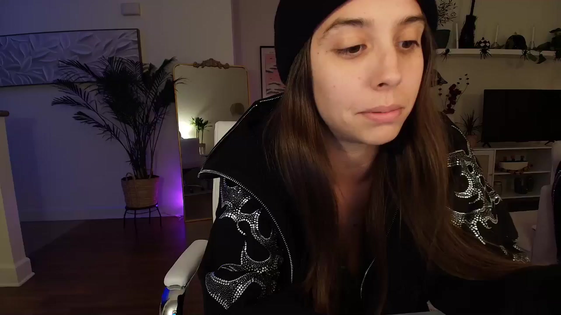 Gallery image thumbnail from BrittaniJade_'s myfreecams stream on, 11/10/2024, 09:36 image 1 of 20