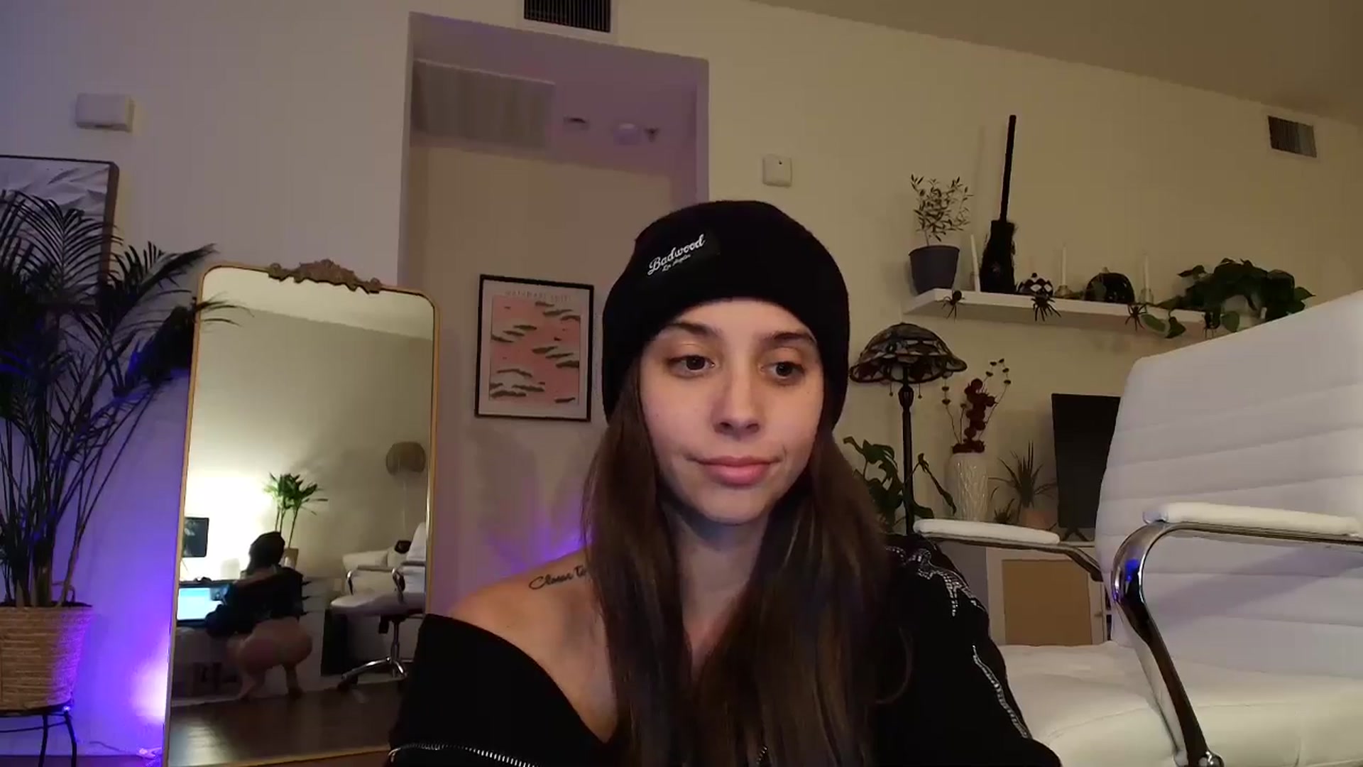 Gallery image thumbnail from BrittaniJade_'s myfreecams stream on, 11/10/2024, 09:36 image 14 of 20